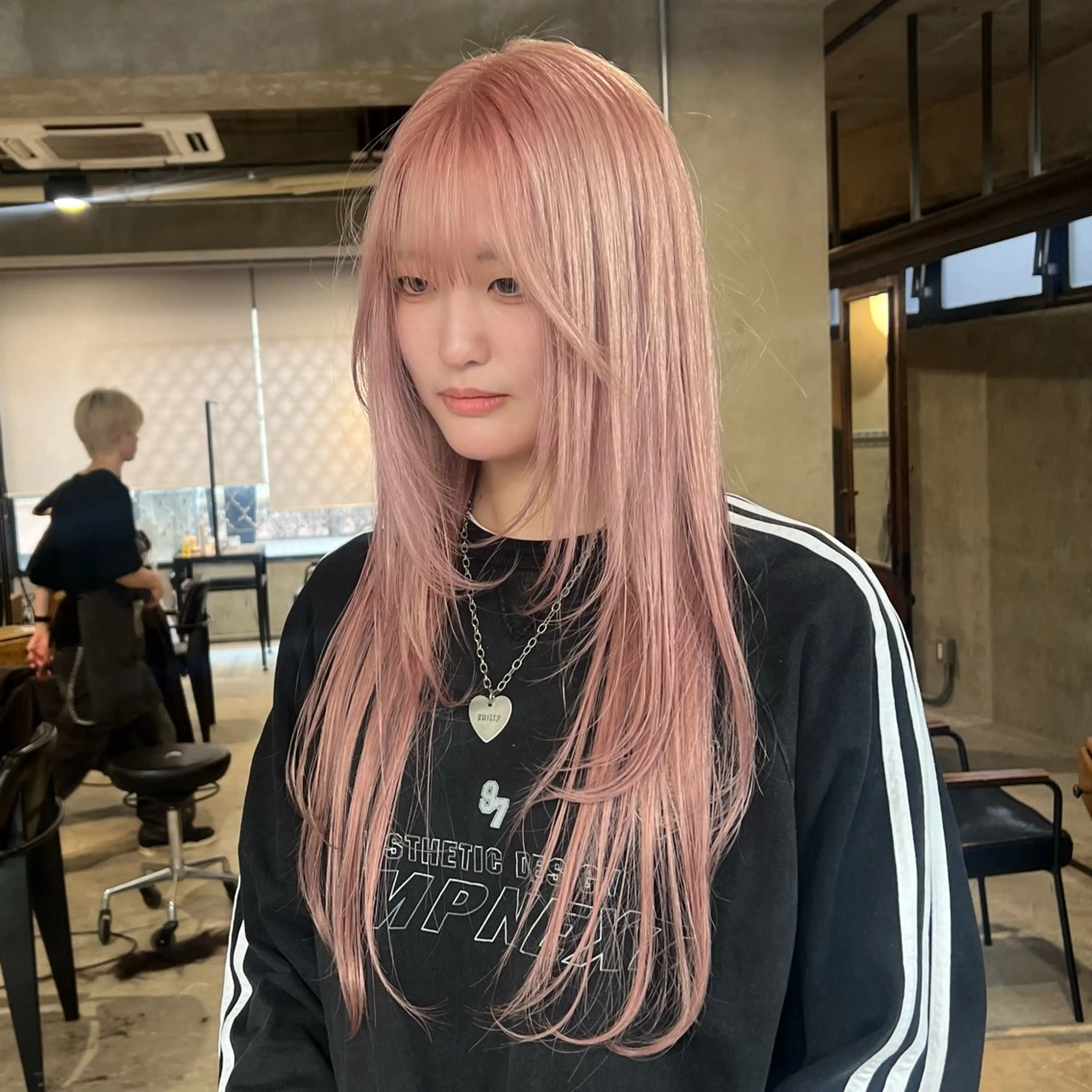 ロング カラー カット ヘアカラー トリートメント 赤みゼロ/透明感 カラー🌿KANTAのヘアスタイル