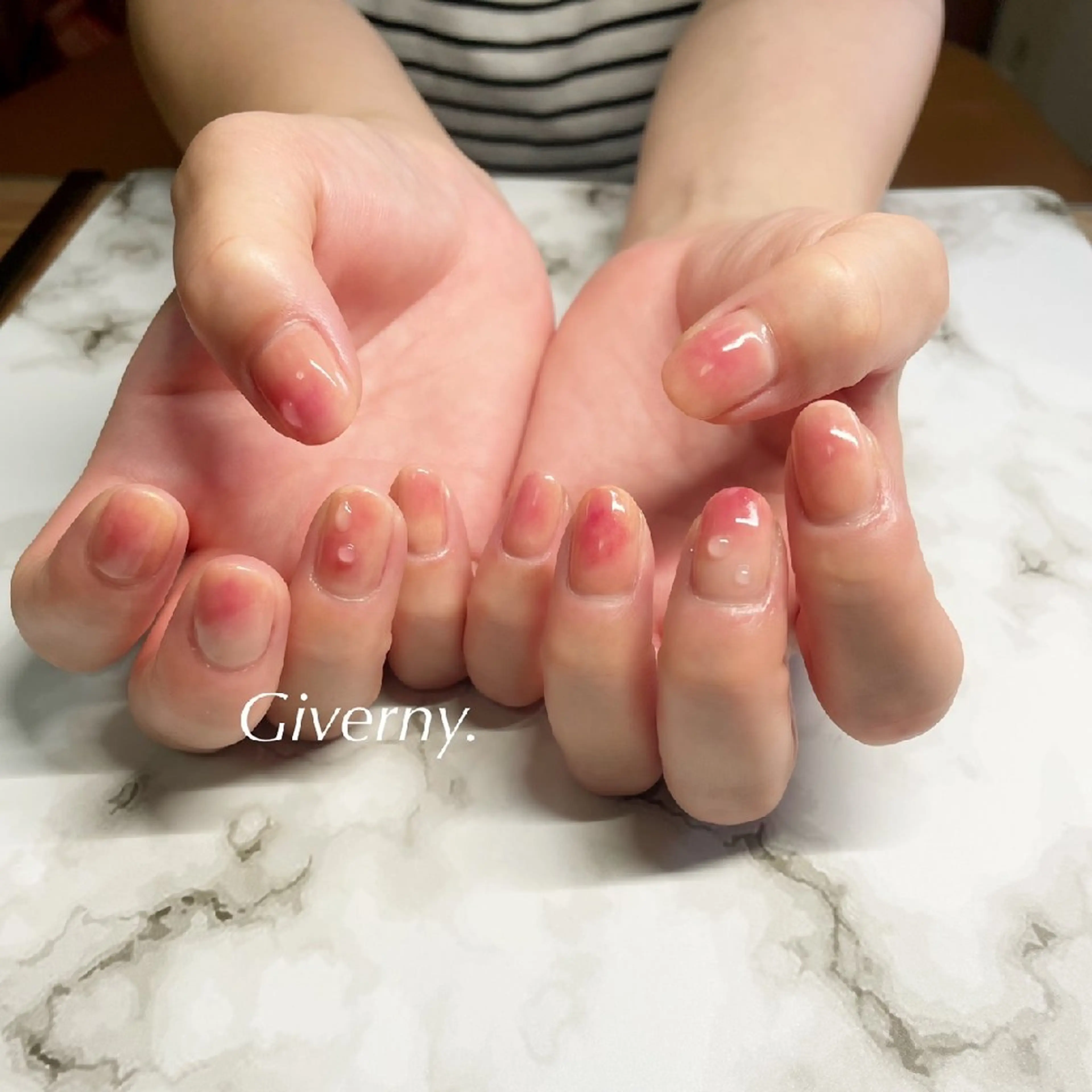 ネイル ハンドネイル Giverny .のネイルデザイン