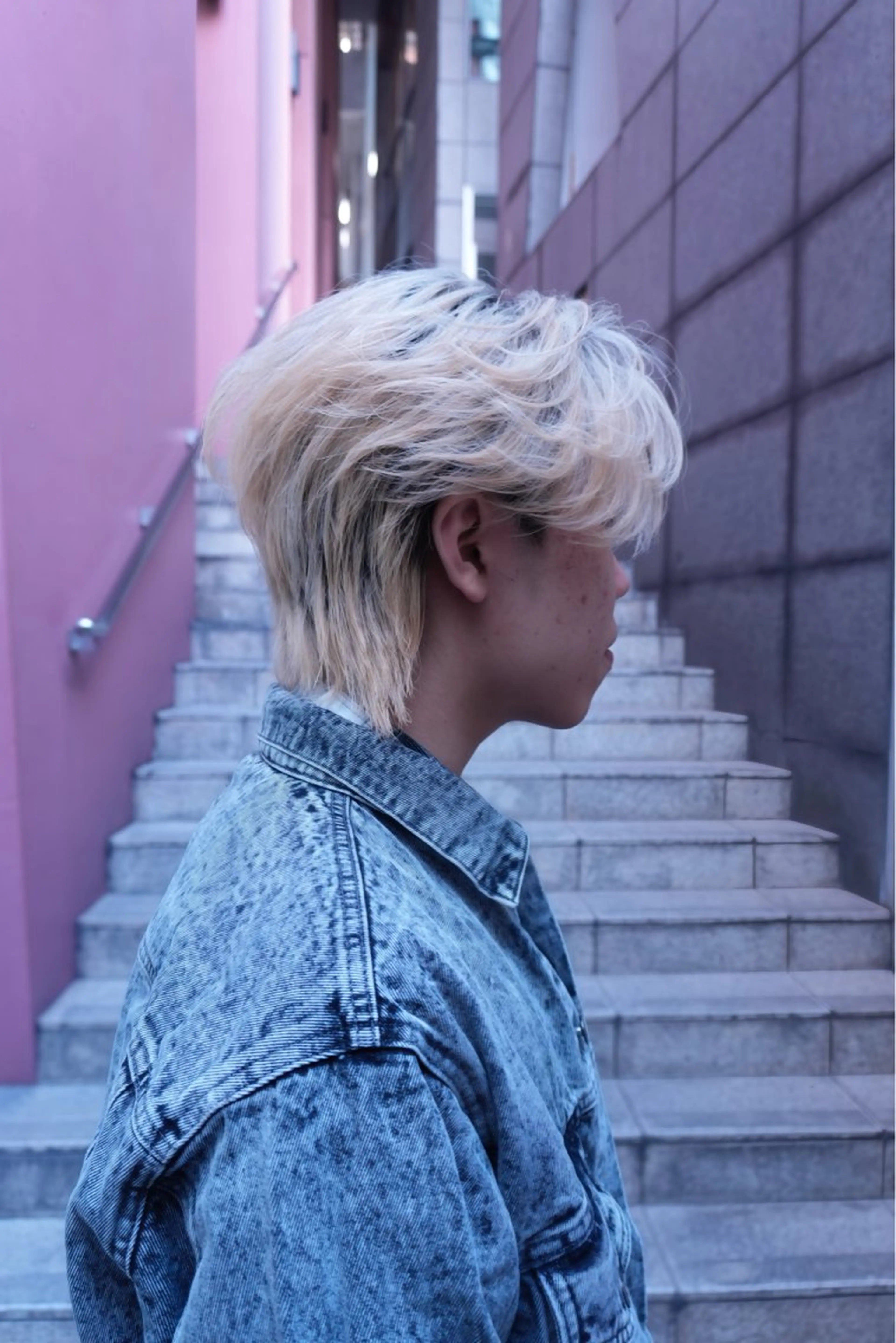 ショート カラー メンズ ブロンド カット ヘアカラー 湖城 恵吾のヘアスタイル