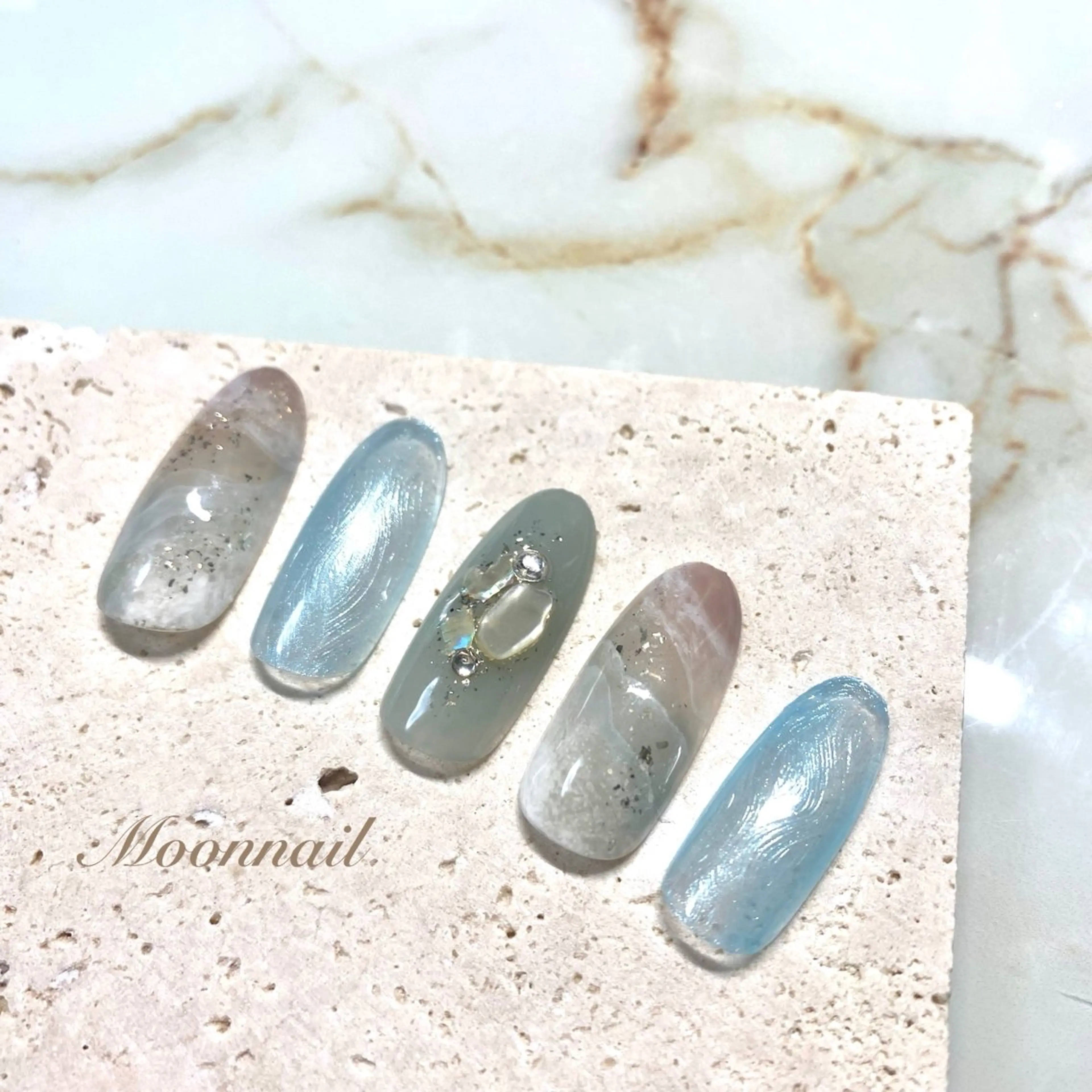 ネイル ニュアンスネイル Moonnail Moekaのネイルデザイン