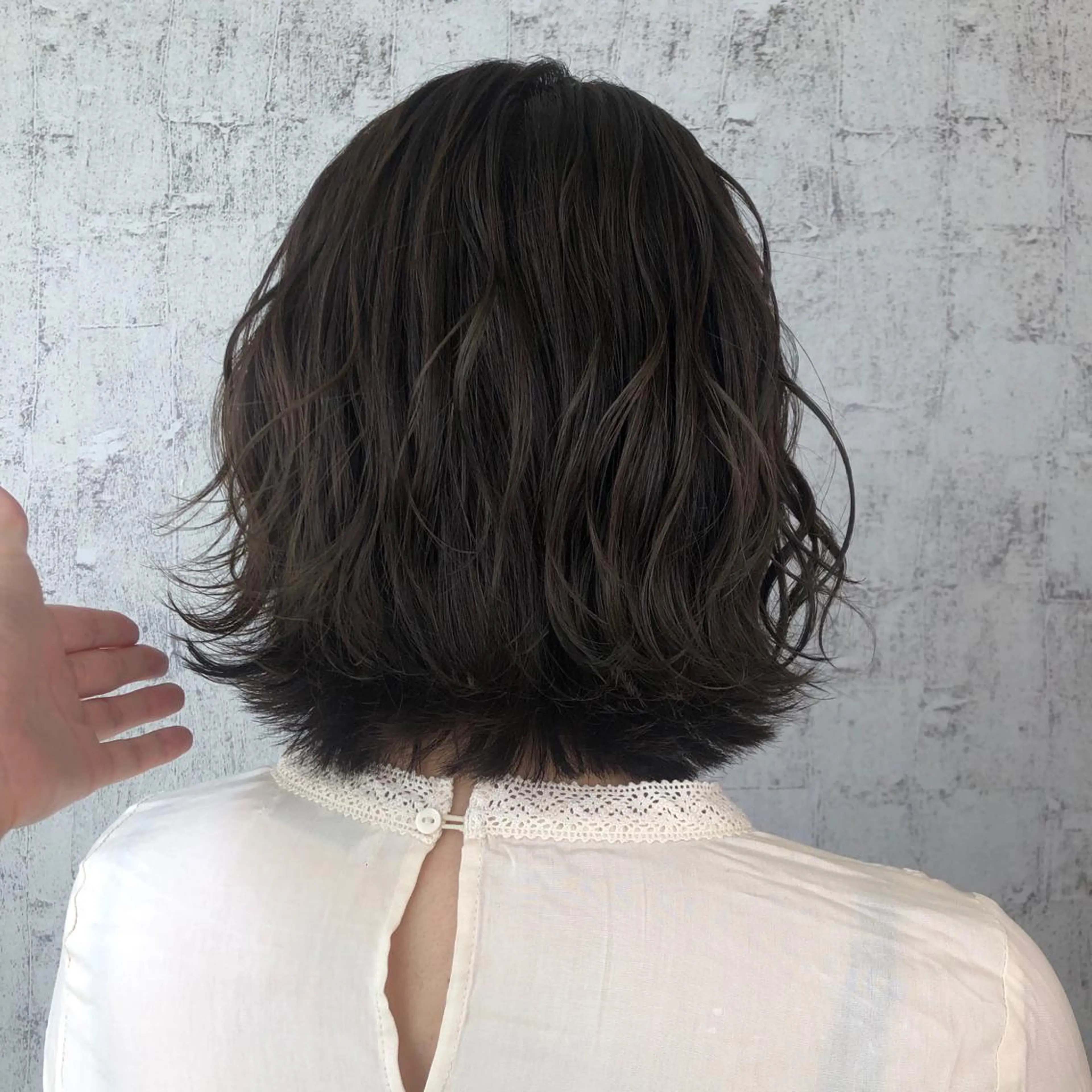 ミディアム カラー イルミナカラー スターダスト 小顔レイヤー/ ベージュ🤍Rieのヘアスタイル