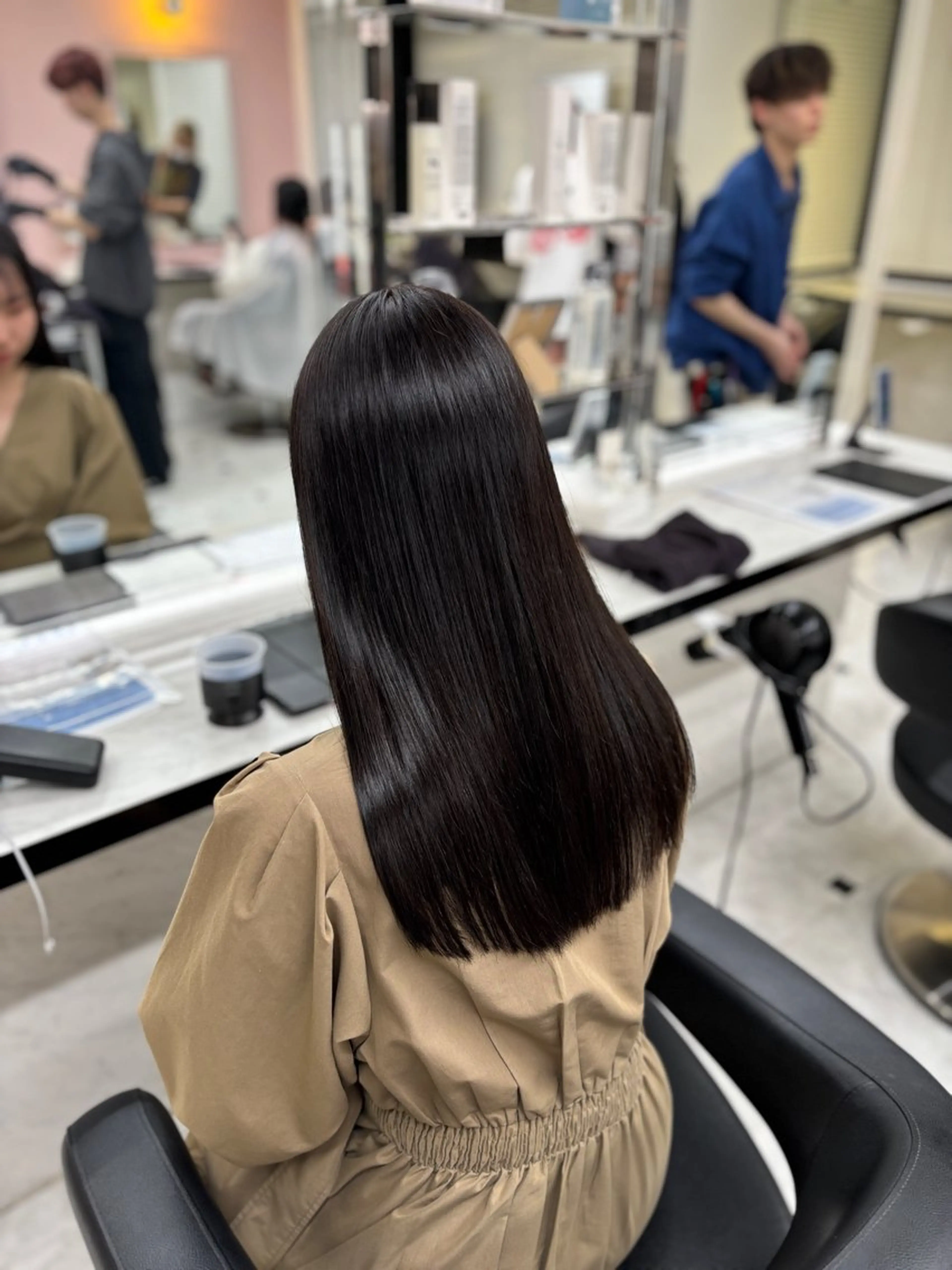 ロング カラー 透明感カラー 髪質改善 トリートメント 縮毛矯正 💙ハイトーン韓国風 色白ヘア💙manaのヘアスタイル