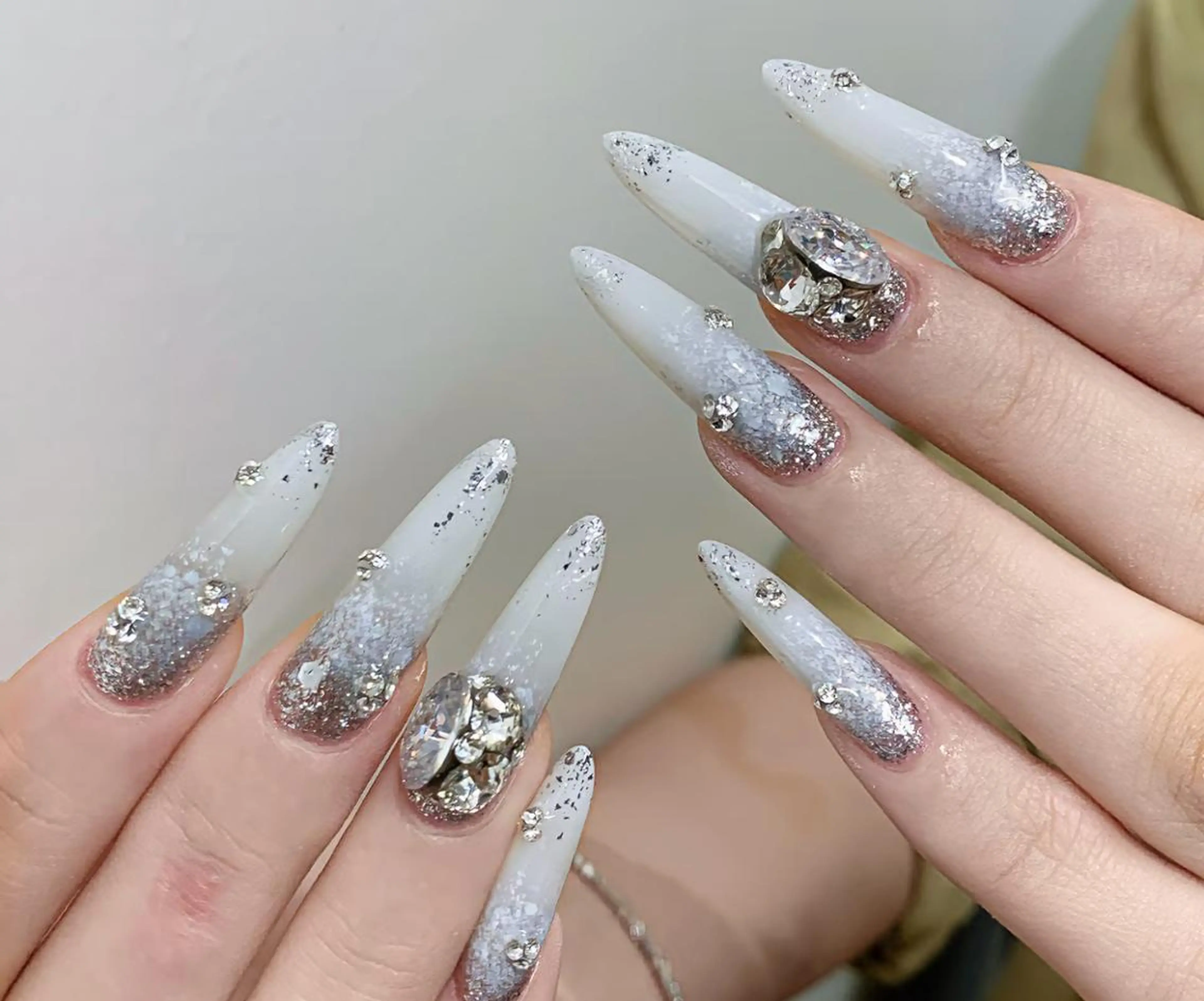 ネイル ハンドネイル ハンドケア 🍑 momo_nailのネイルデザイン