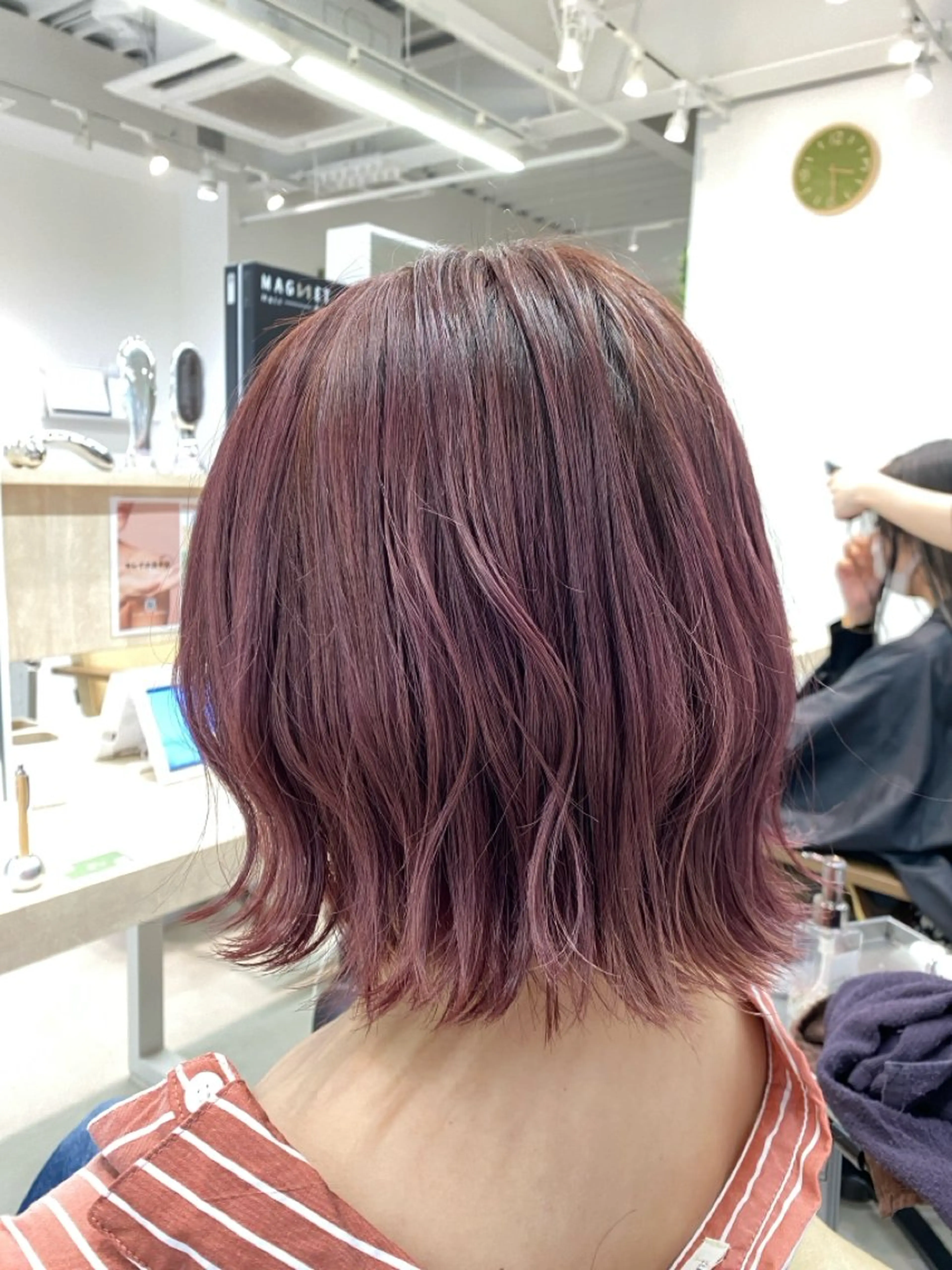 ショート カラー バレイヤージュ ブリーチ ダブルカラー グラデーションカラー ハイライトカラー ヘアカラー ニュアンスパーマ/ フェザー/マッシュのヘアスタイル