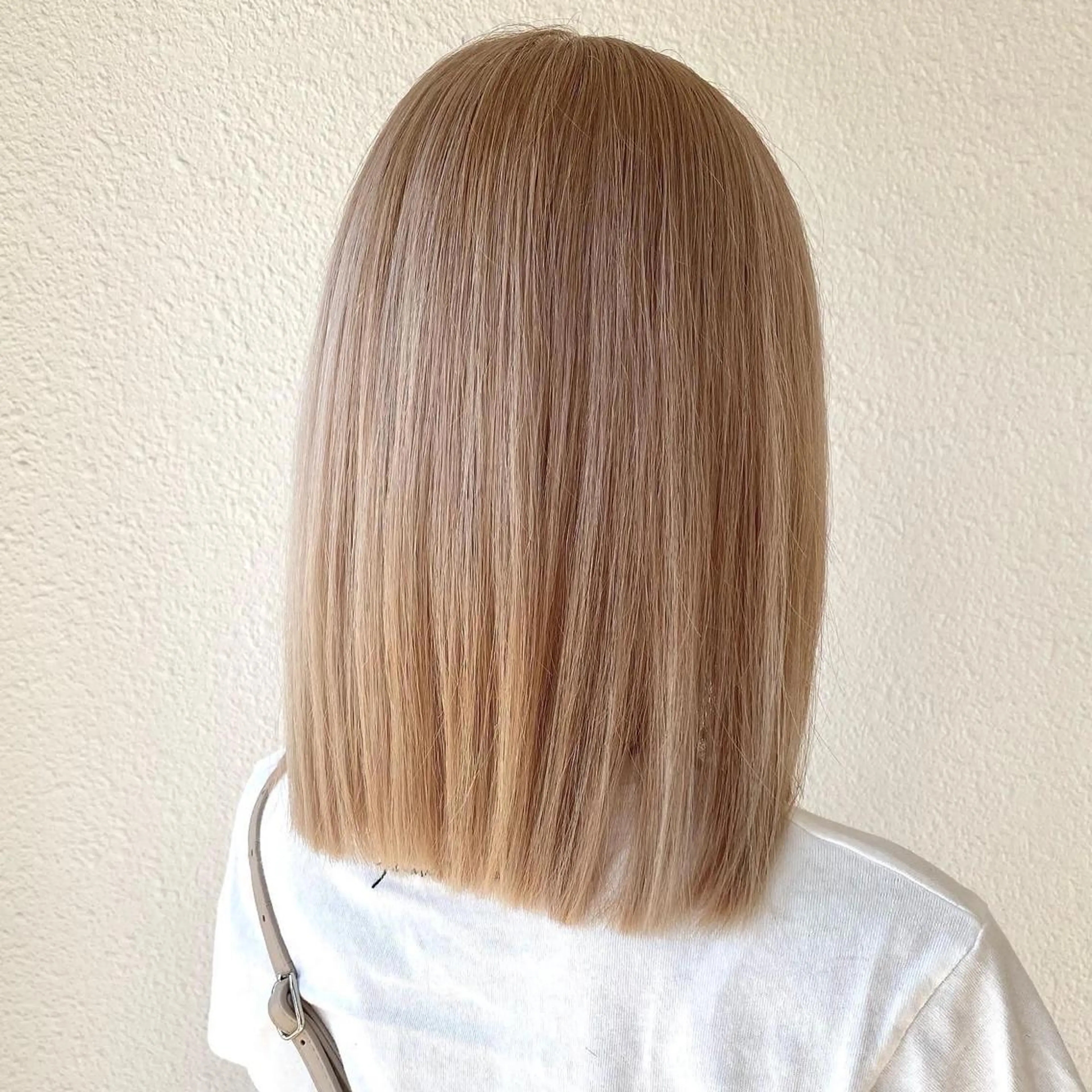 カラー ベージュカラー ミルクティーベージュ colasabu所属・石谷蒼 メンズパーマ特化のヘアスタイル