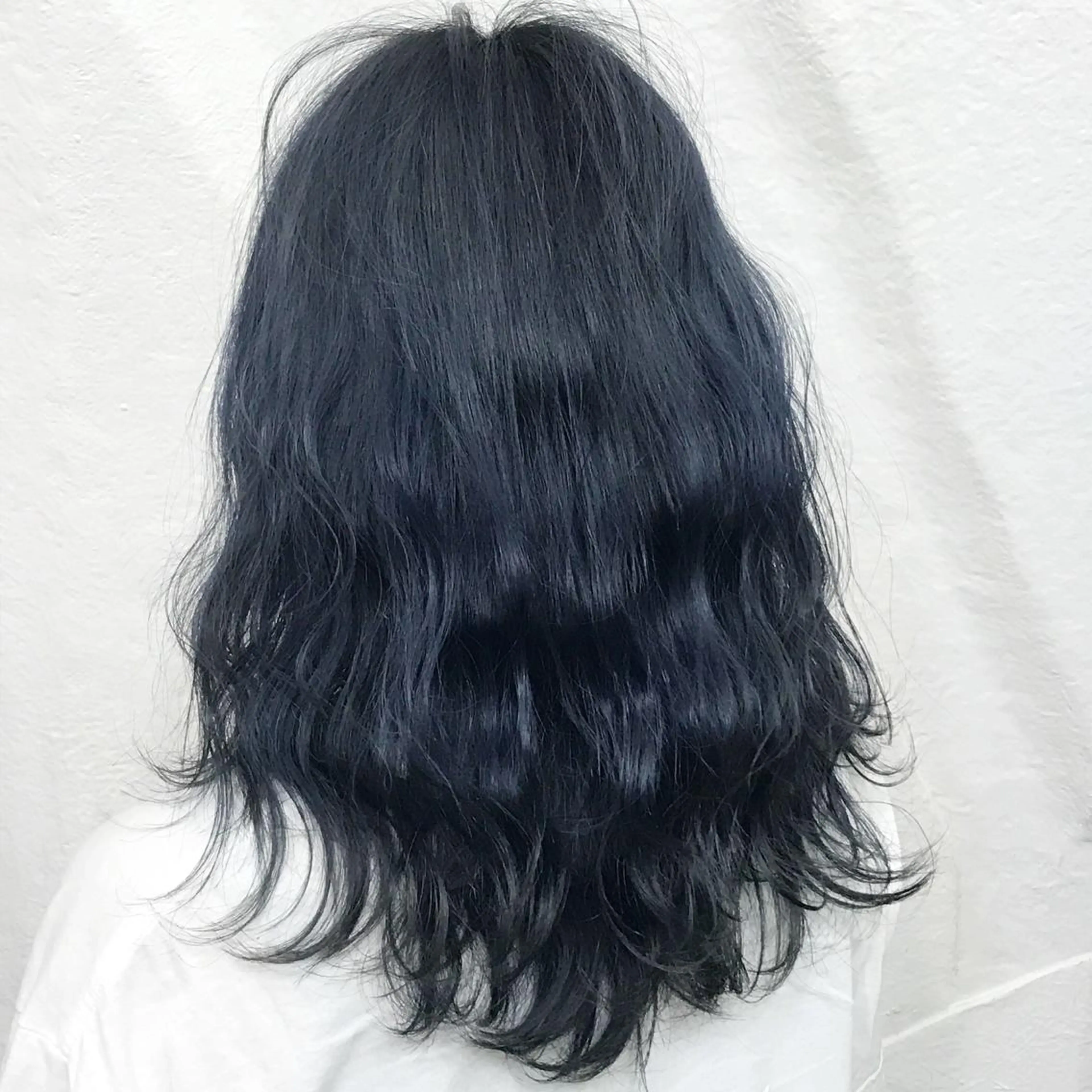 カラー ブリーチ ブルーカラー ネイビーカラー K-POP好き美容師 🇰🇷Kai.Yのヘアスタイル