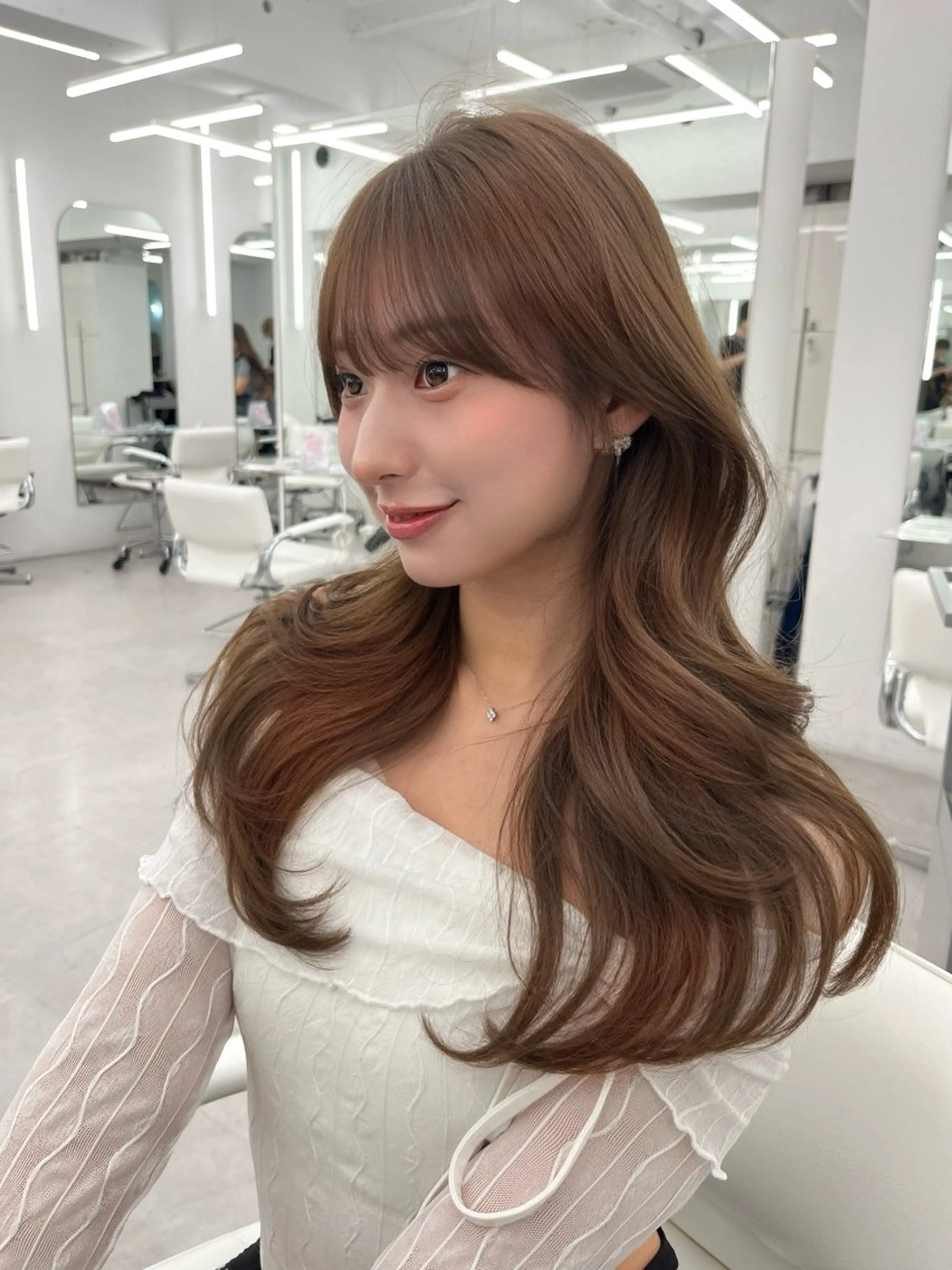 ロング カラー ベージュカラー 透明感カラー オリーブベージュ オリーブカラー 透明感カラー✨🩵 韓国ヘアkanatoのヘアスタイル
