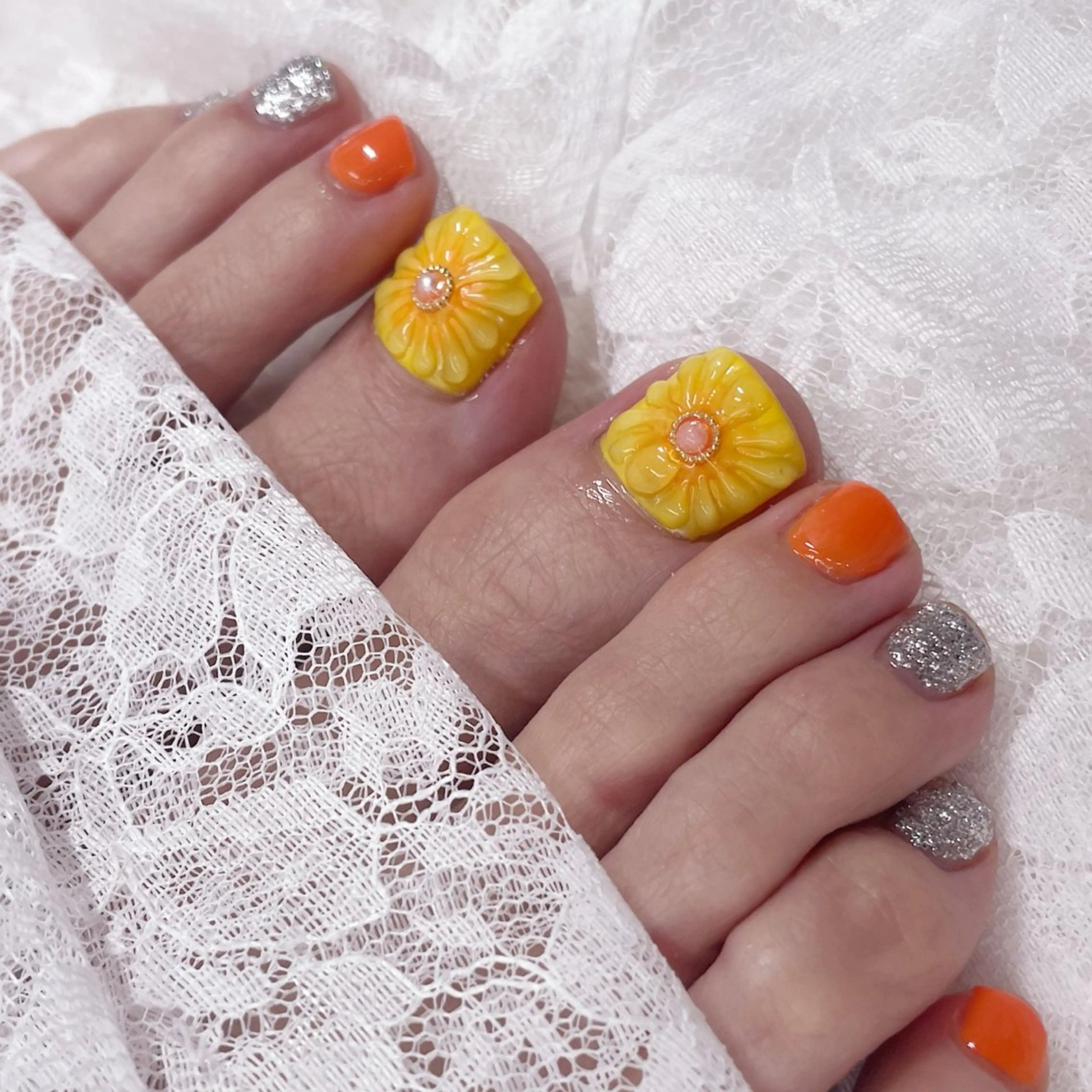 ネイル AYA Reginaのネイルデザイン