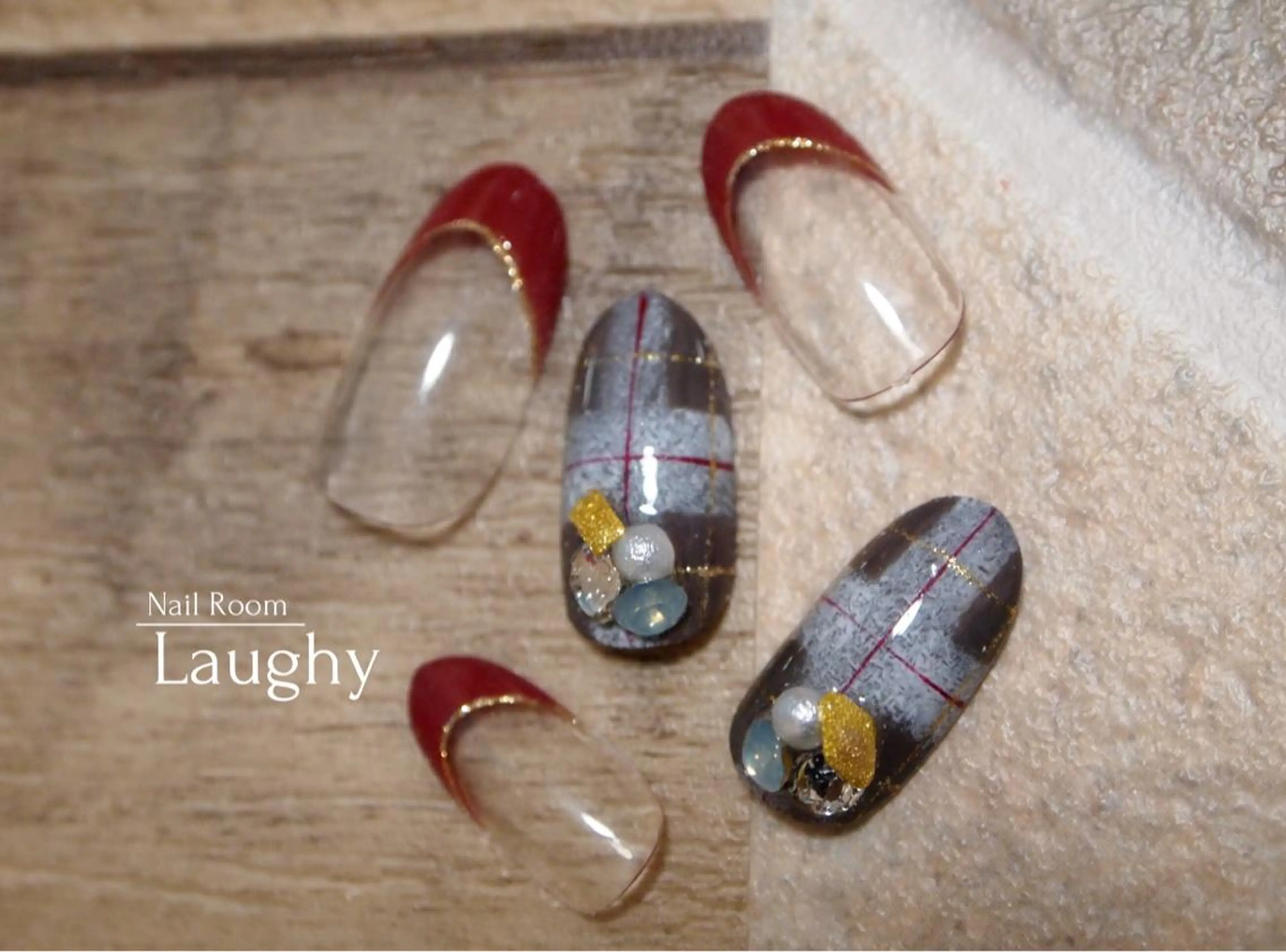 ネイル Nail Room Laughyのネイルデザイン