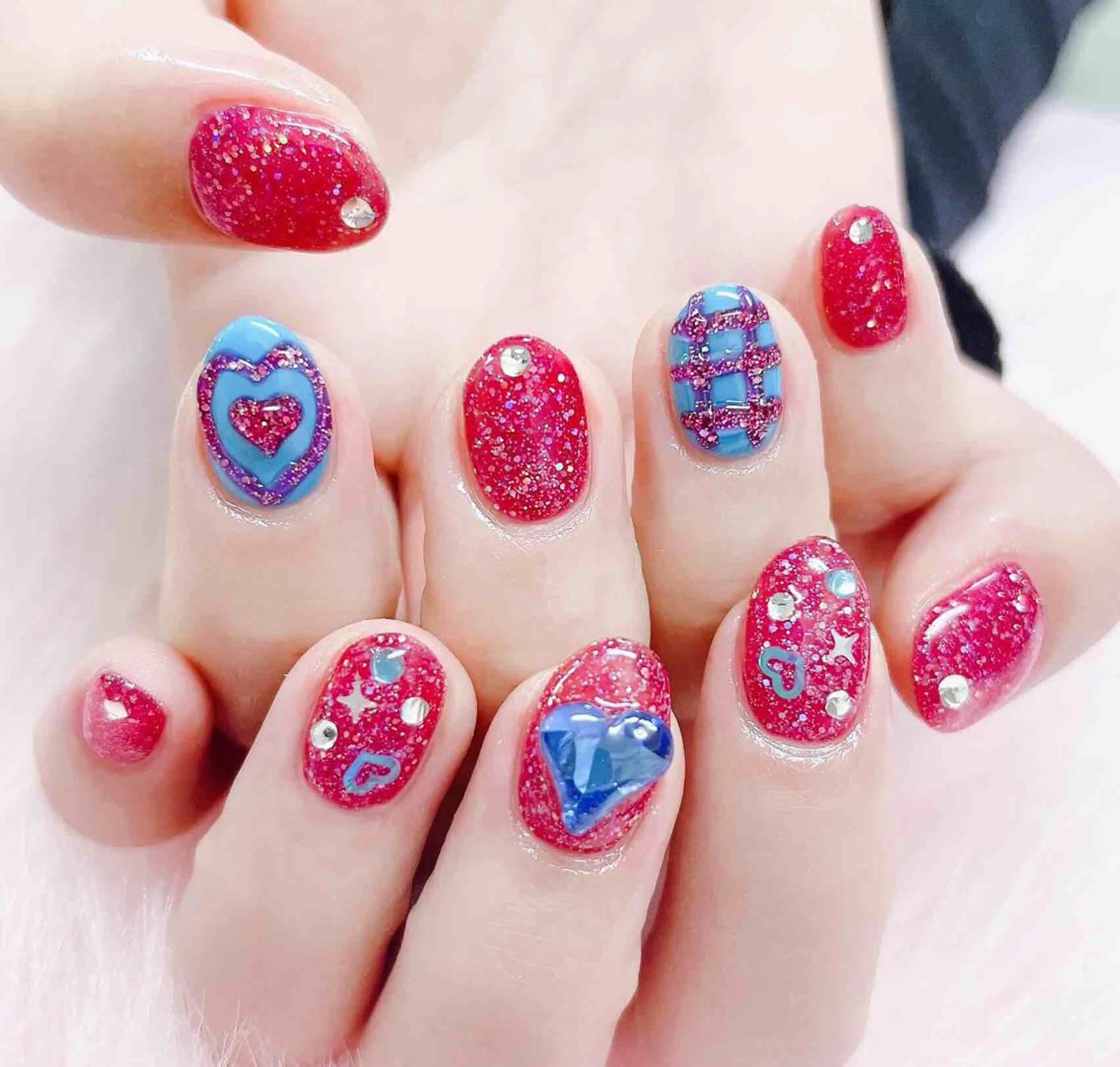ネイル ハンドネイル MoonNail ユリ🌸のネイルデザイン