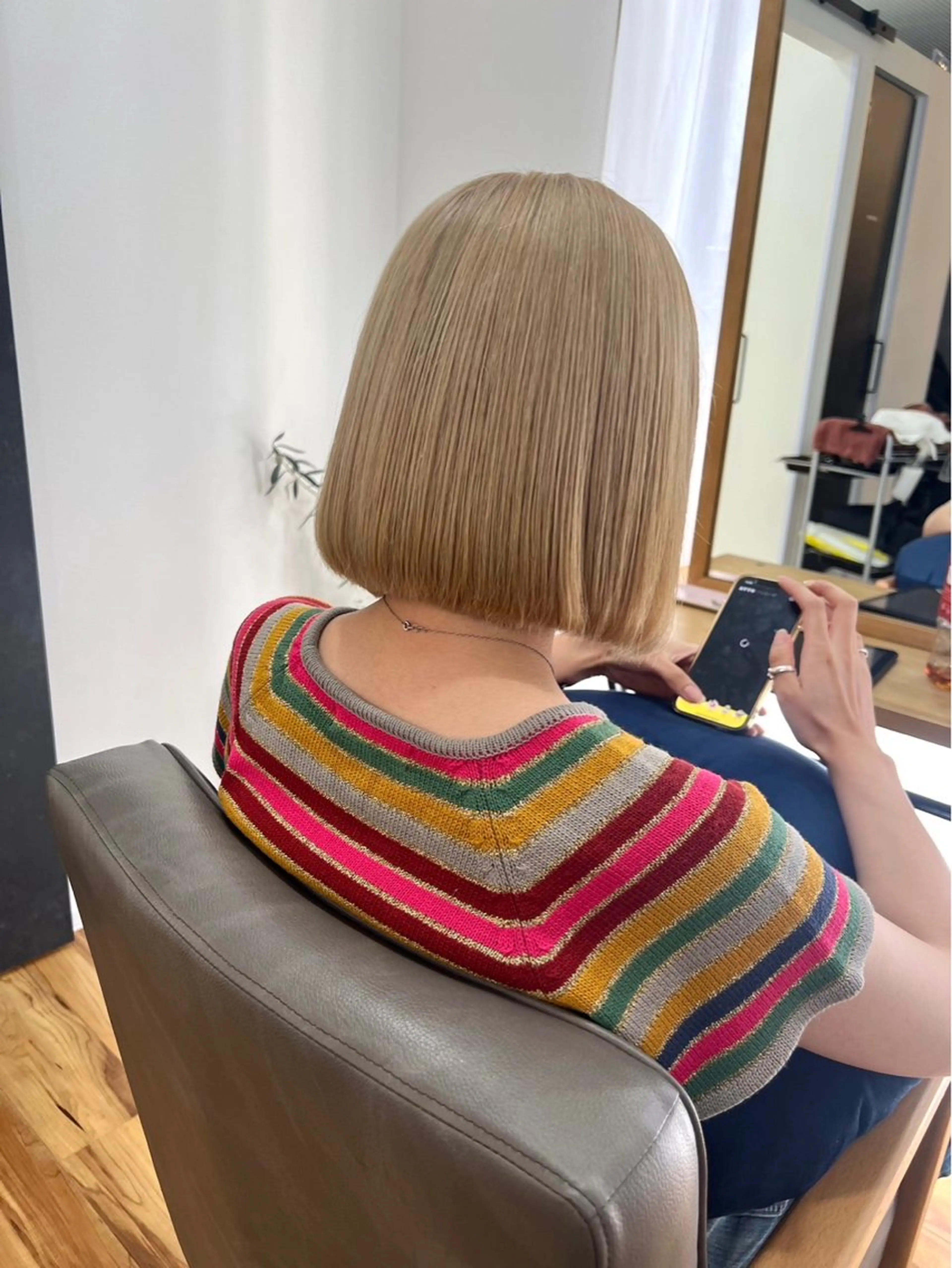カラー yuu /N° 大分中央町店のヘアスタイル