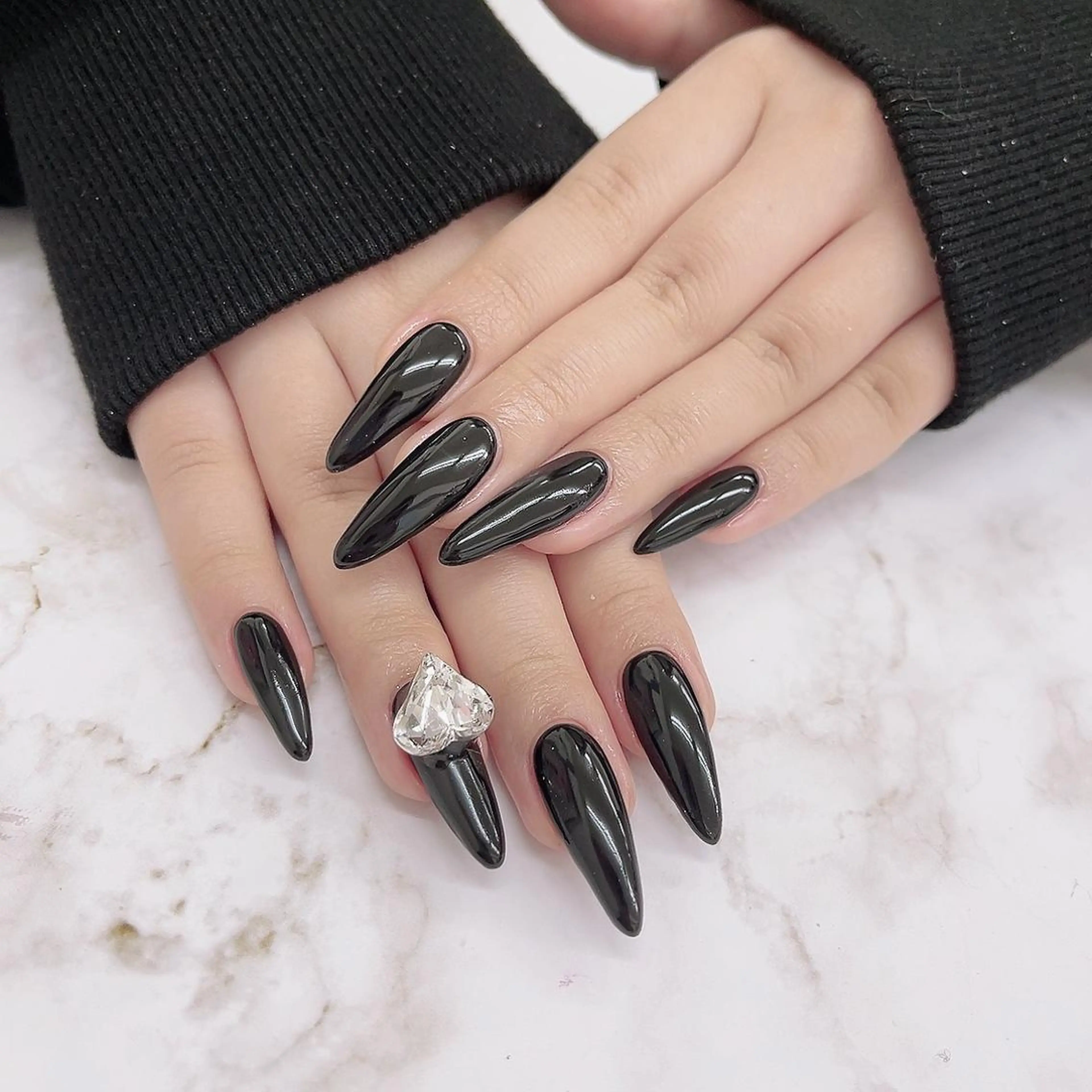 ネイル 🦋ネイルサロン ブラン🌈ゆりのネイルデザイン