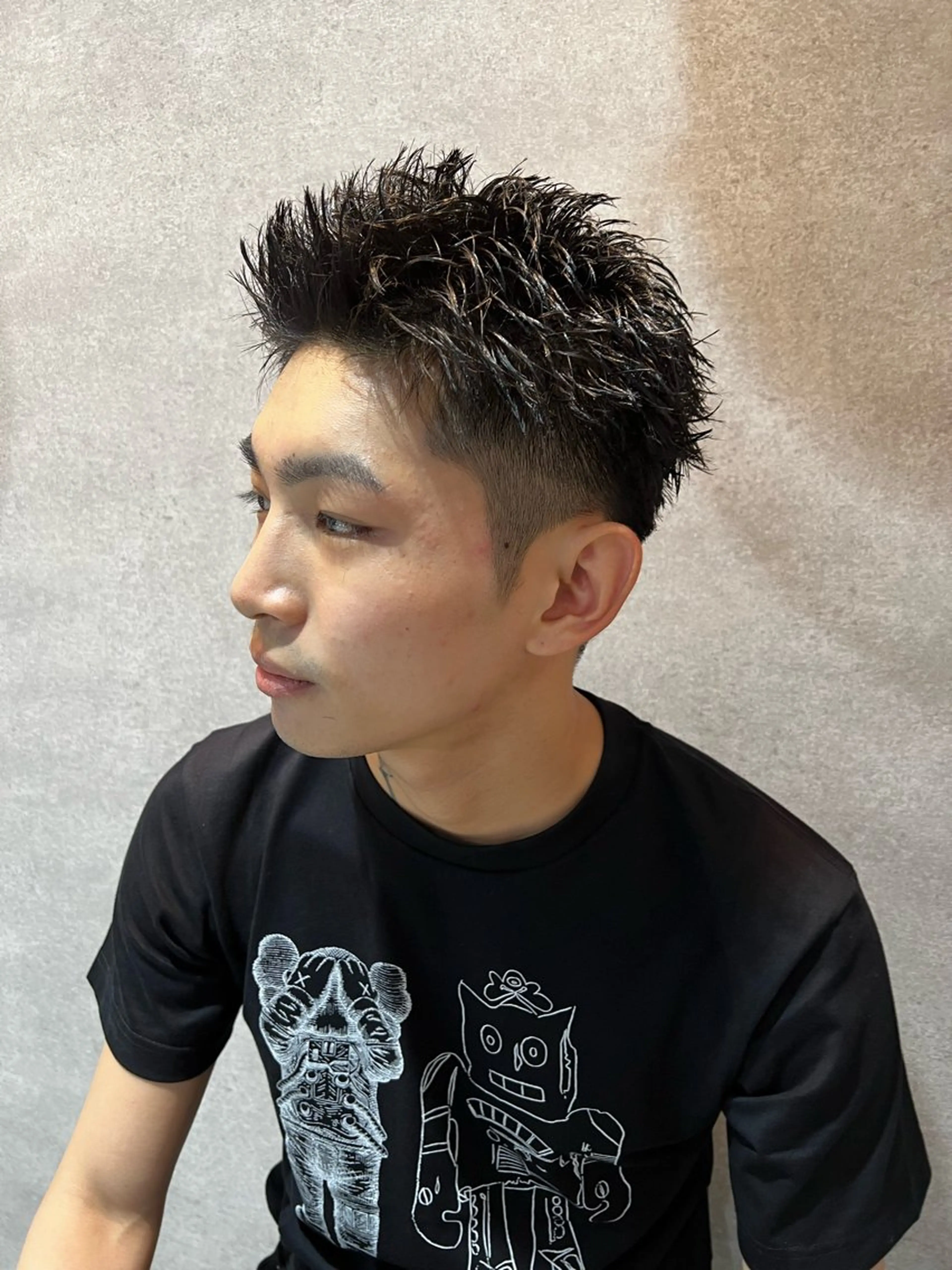 短髪ならこのメニュー選んで！！  話題のスパイキーショート！の写真