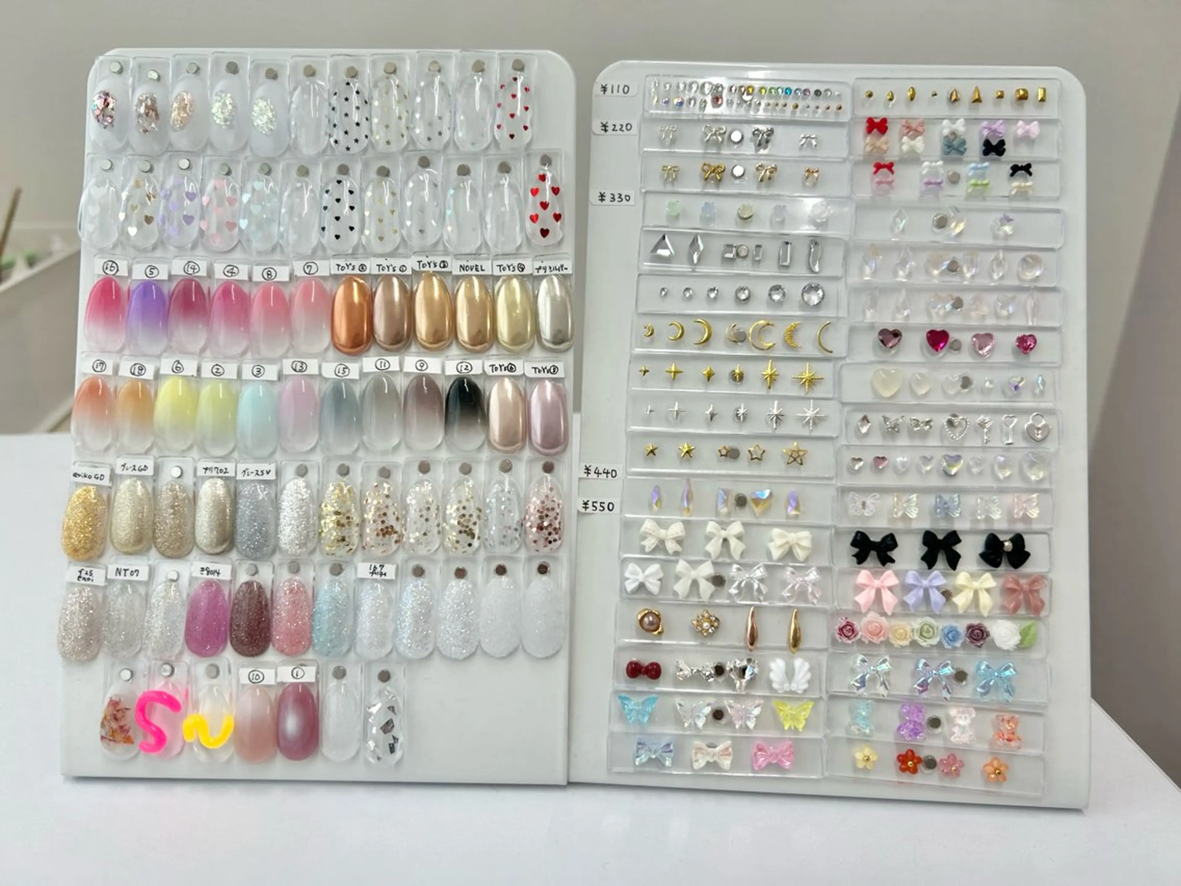 ネイル ラメ(グリッター) nailmum jijiのネイルデザイン