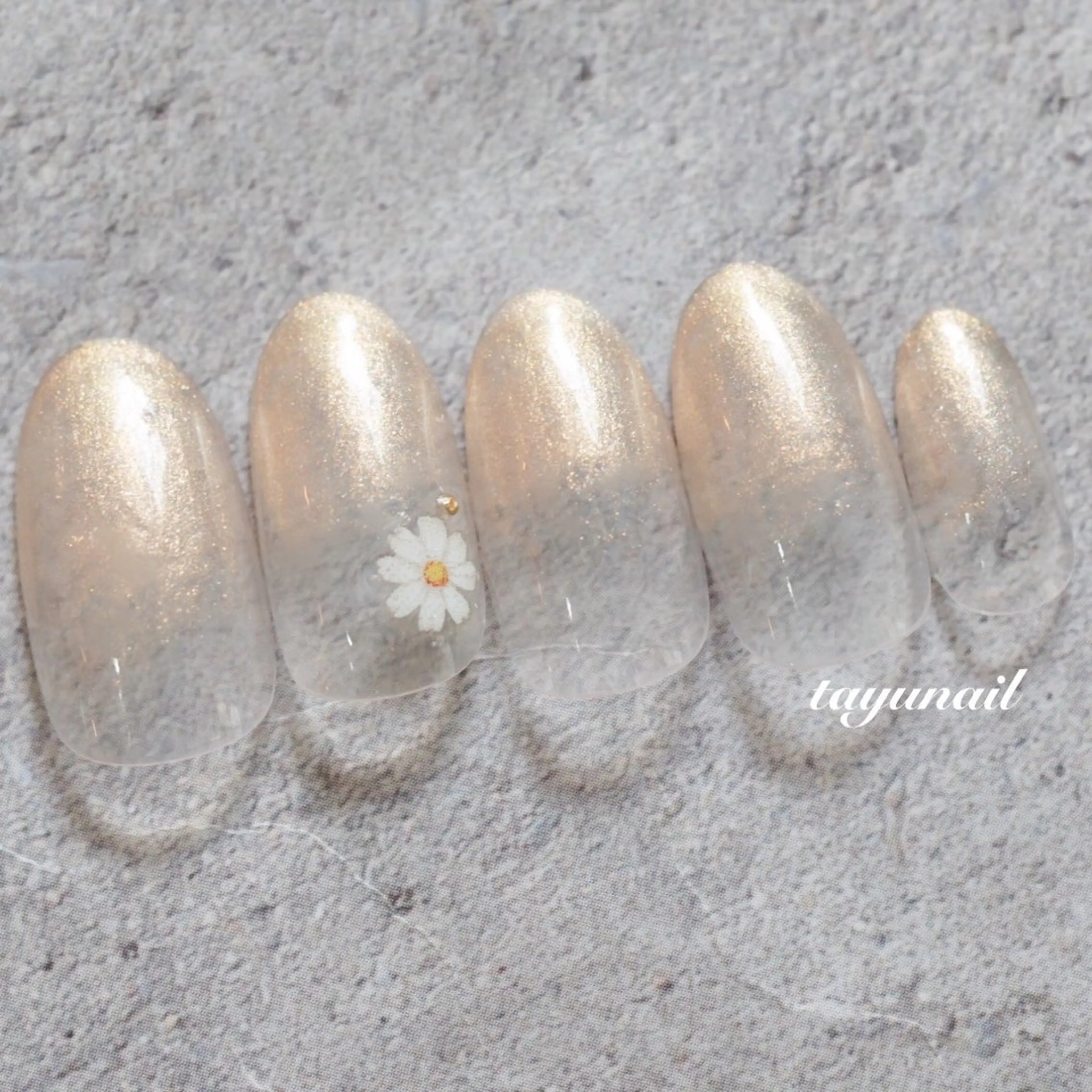 ネイル アートネイル ジェルネイル ゴールド グリーン パラジェル ネイルサロン 【たゆnail】のネイルデザイン