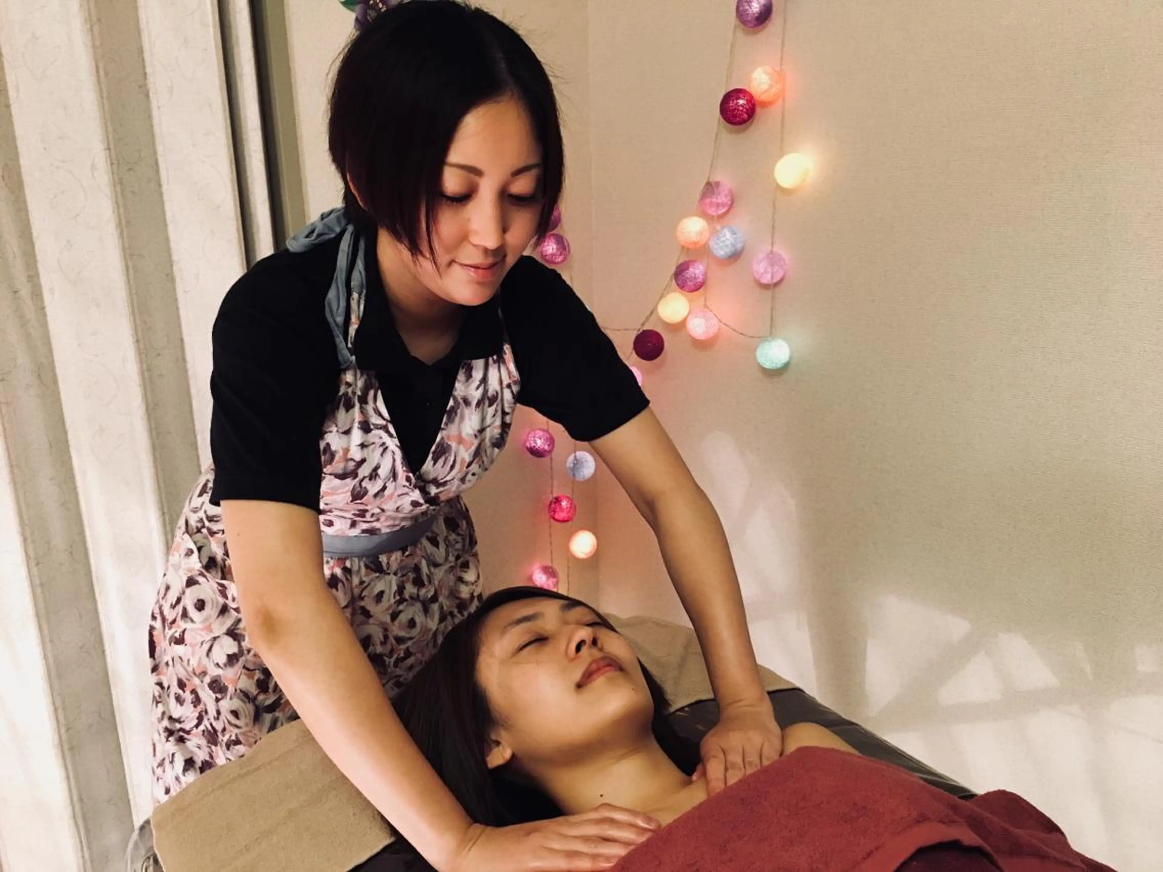 ミディアム カラー パーマ ヘアアレンジ メンズ キッズ ネイル マツエク・マツパ 強圧オールハンド痩身 片野のエステ・リラクイメージ