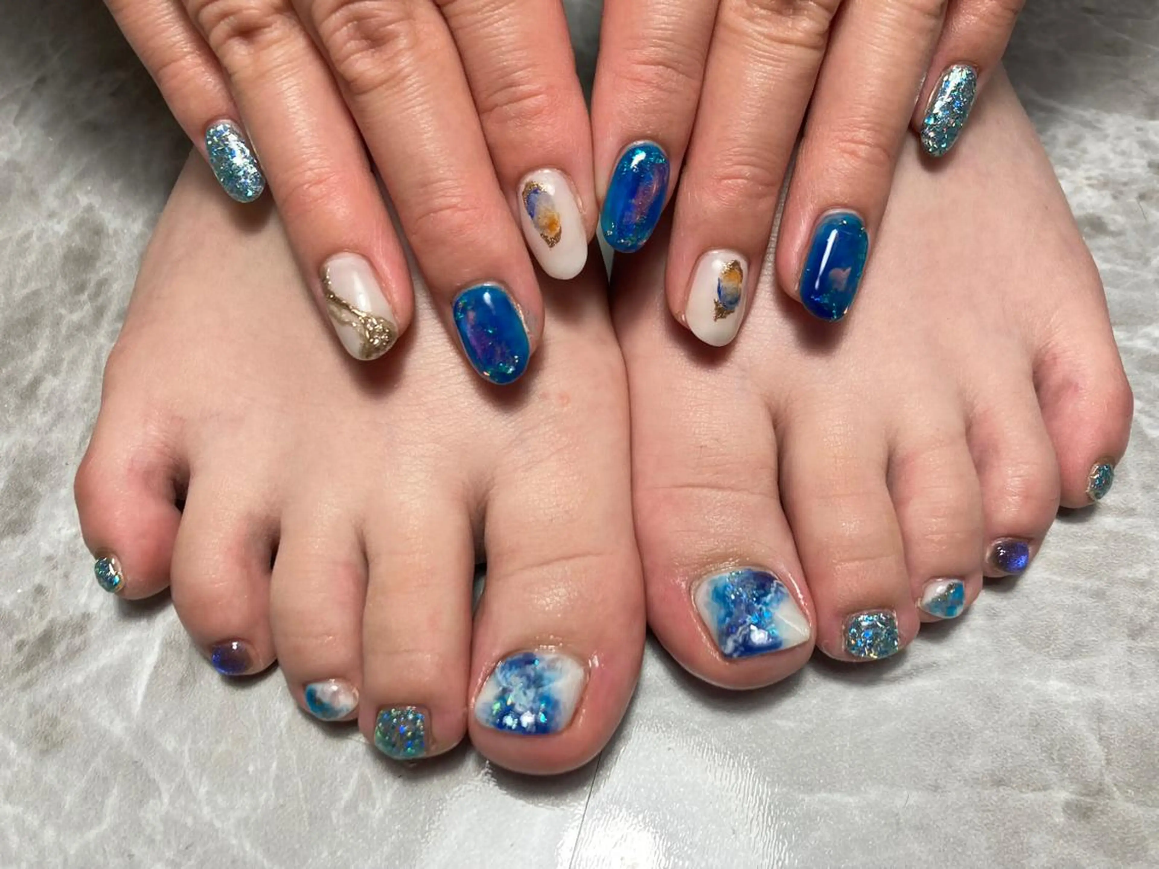 ショート ネイル ハンドネイル フットネイル ✴︎ Delightのネイルデザイン