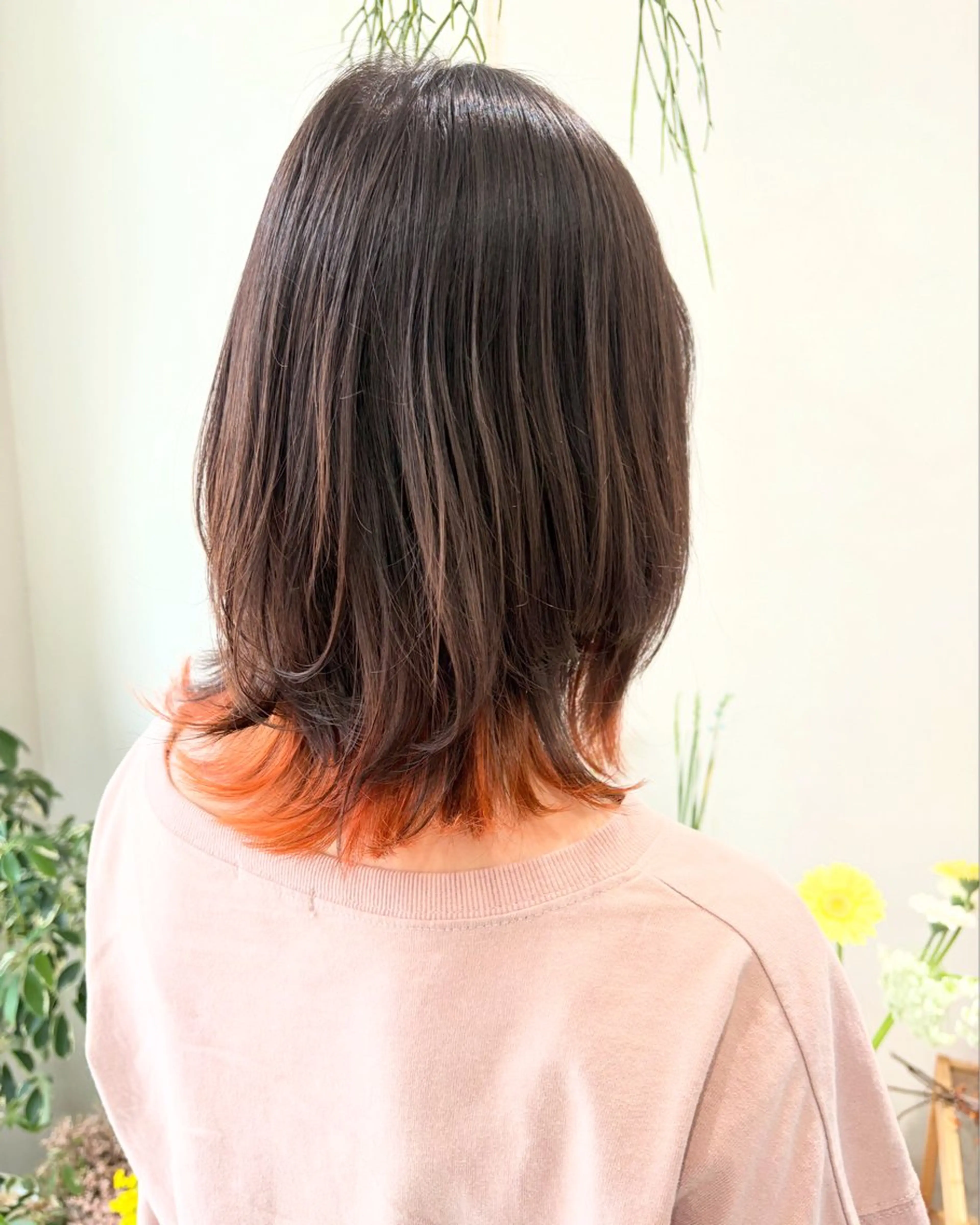 ミディアム レイヤーカット カット ヘアカラー トリートメント 🪻花屋併設🪻秀島 有紀のヘアスタイル