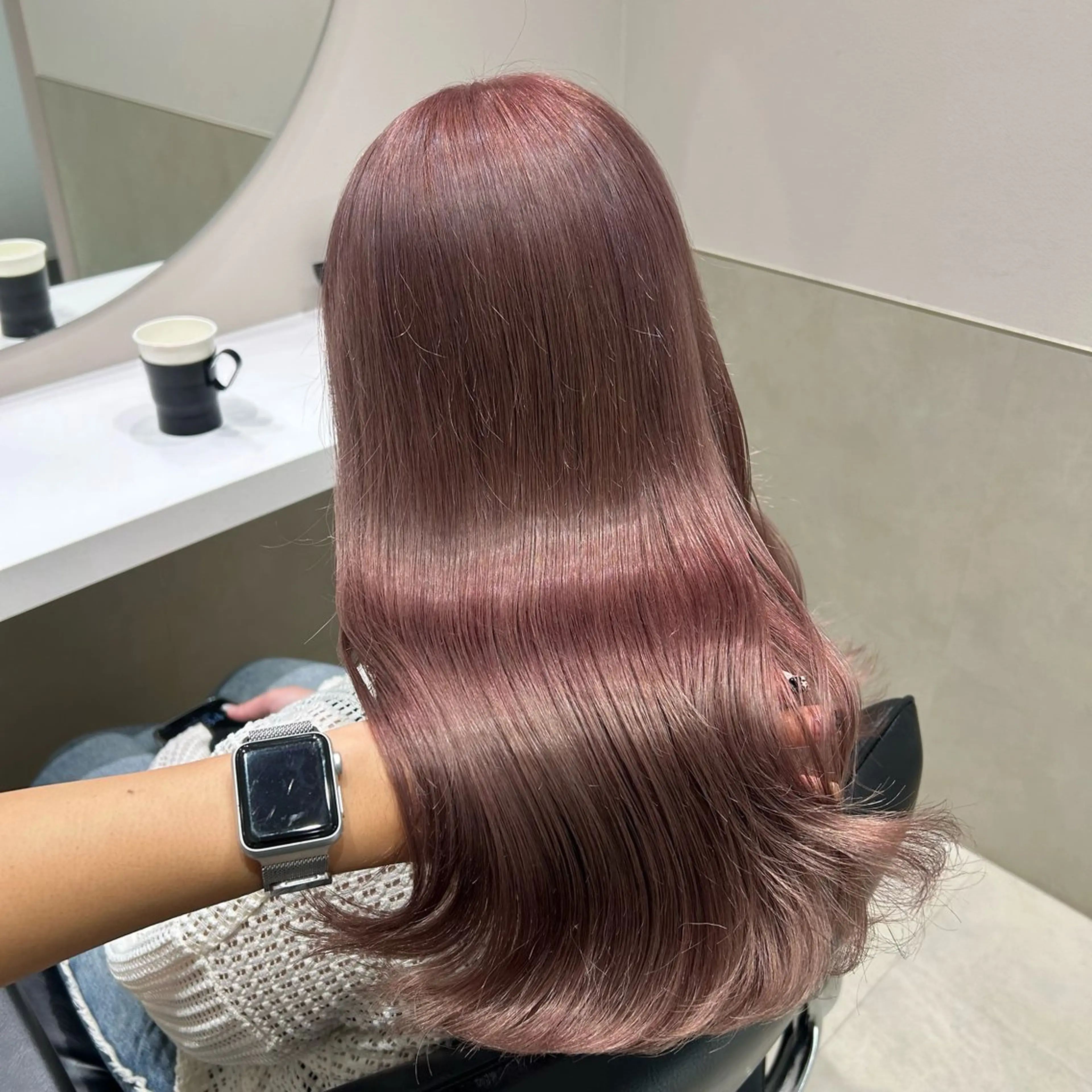 セミロング カラー ヘアアレンジ ヘアカラー トリートメント mai🍑暖色カラー /レイヤー💖のヘアスタイル