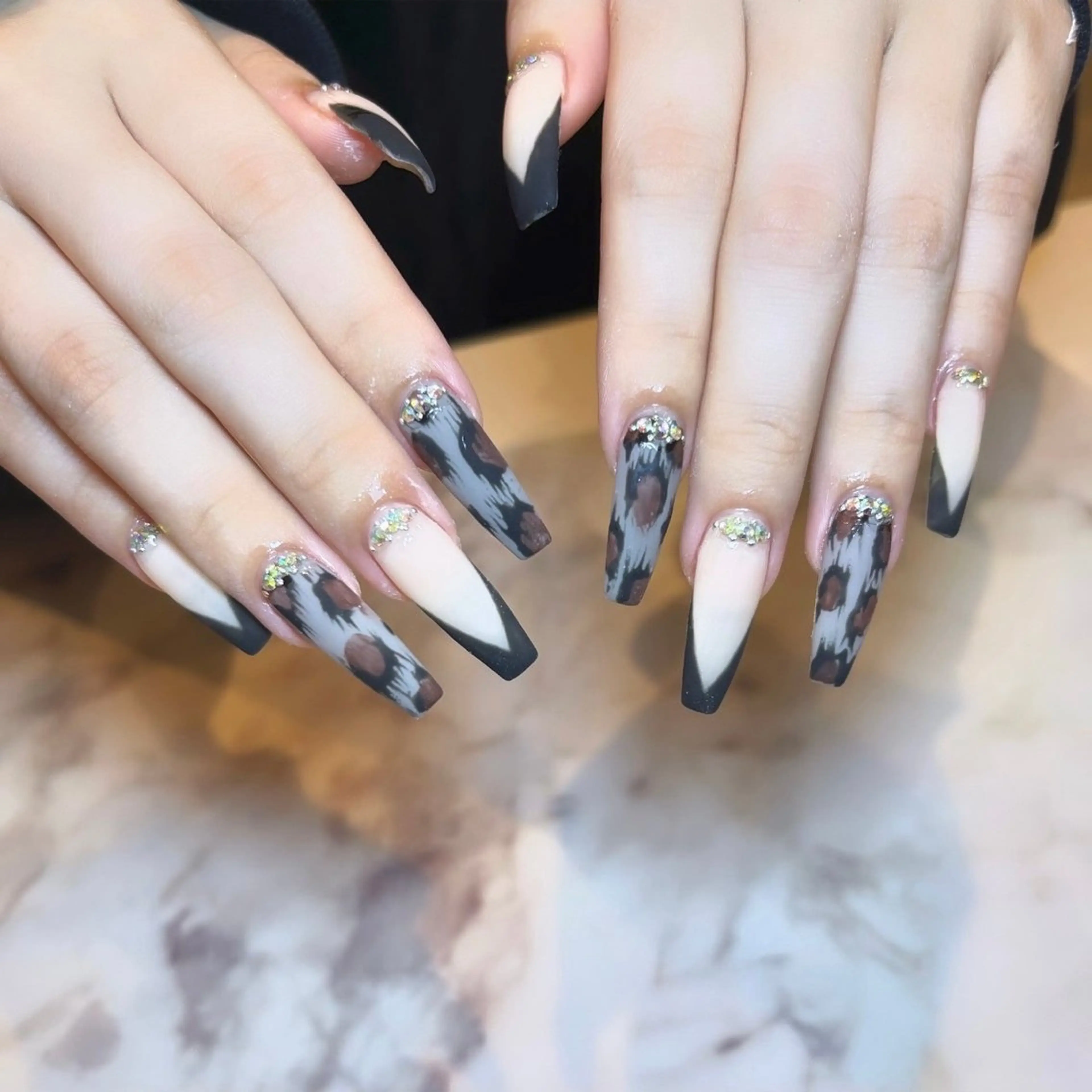 ネイル ロングネイル ハンドネイル salon UNELMA 小郡店のネイルデザイン