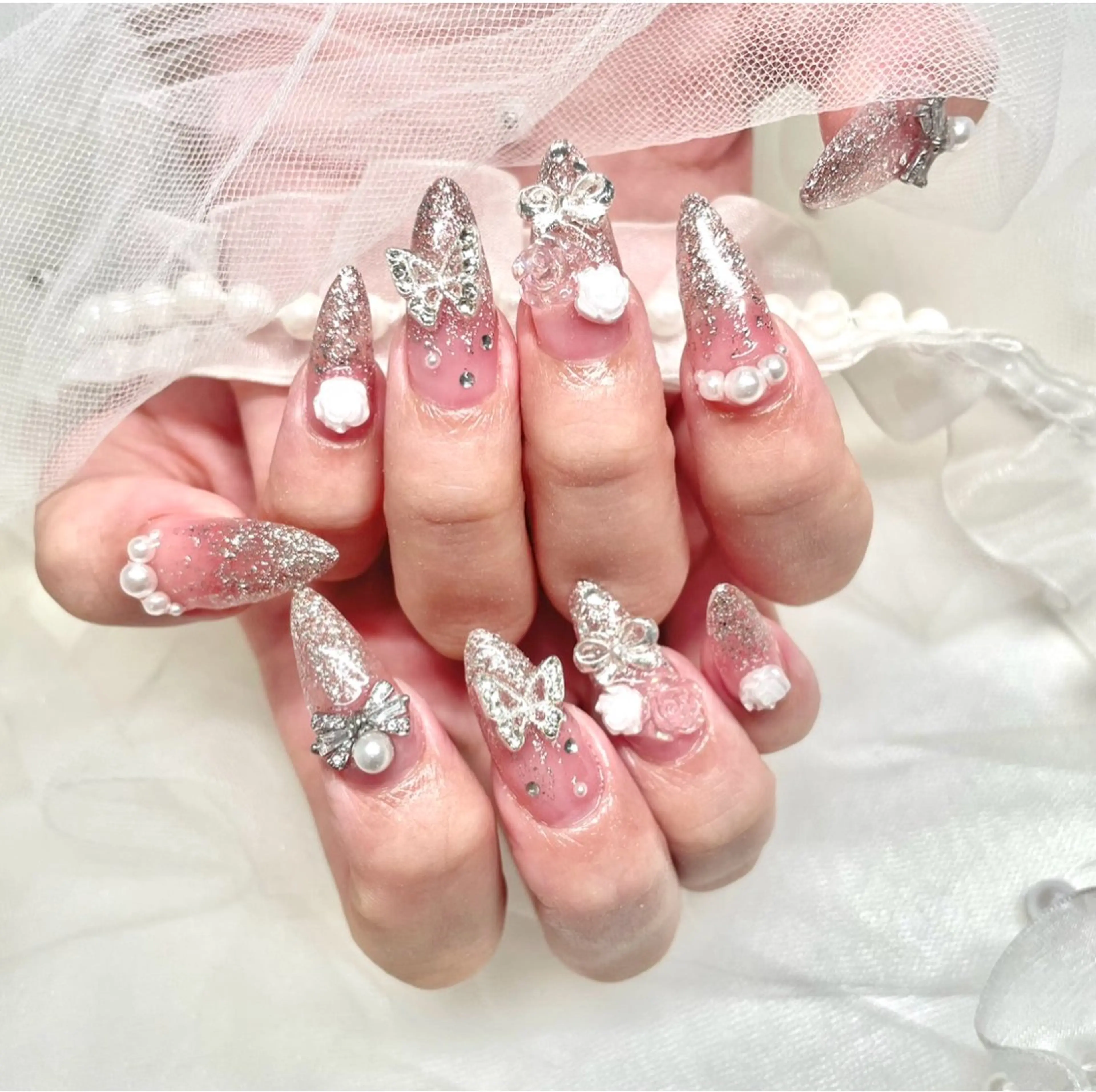 ネイル キラキラネイル ジョアアンジェ京橋店 MARINA‎🤍のネイルデザイン