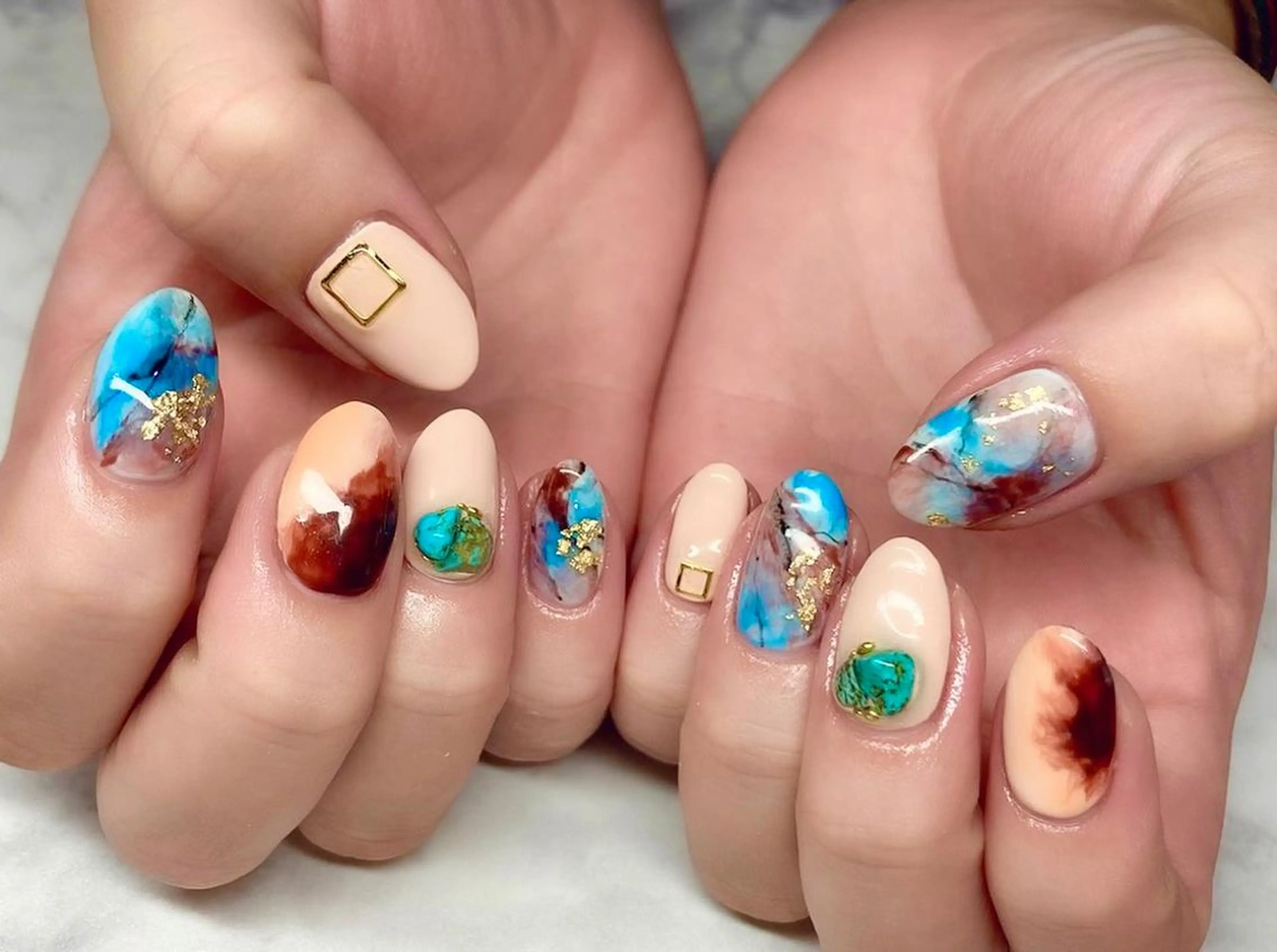 ネイル ジェルネイル 大理石ネイル(マーブル) ニュアンスネイル パラジェル 夏ネイル Nail&eye Belire 新宿のネイルデザイン