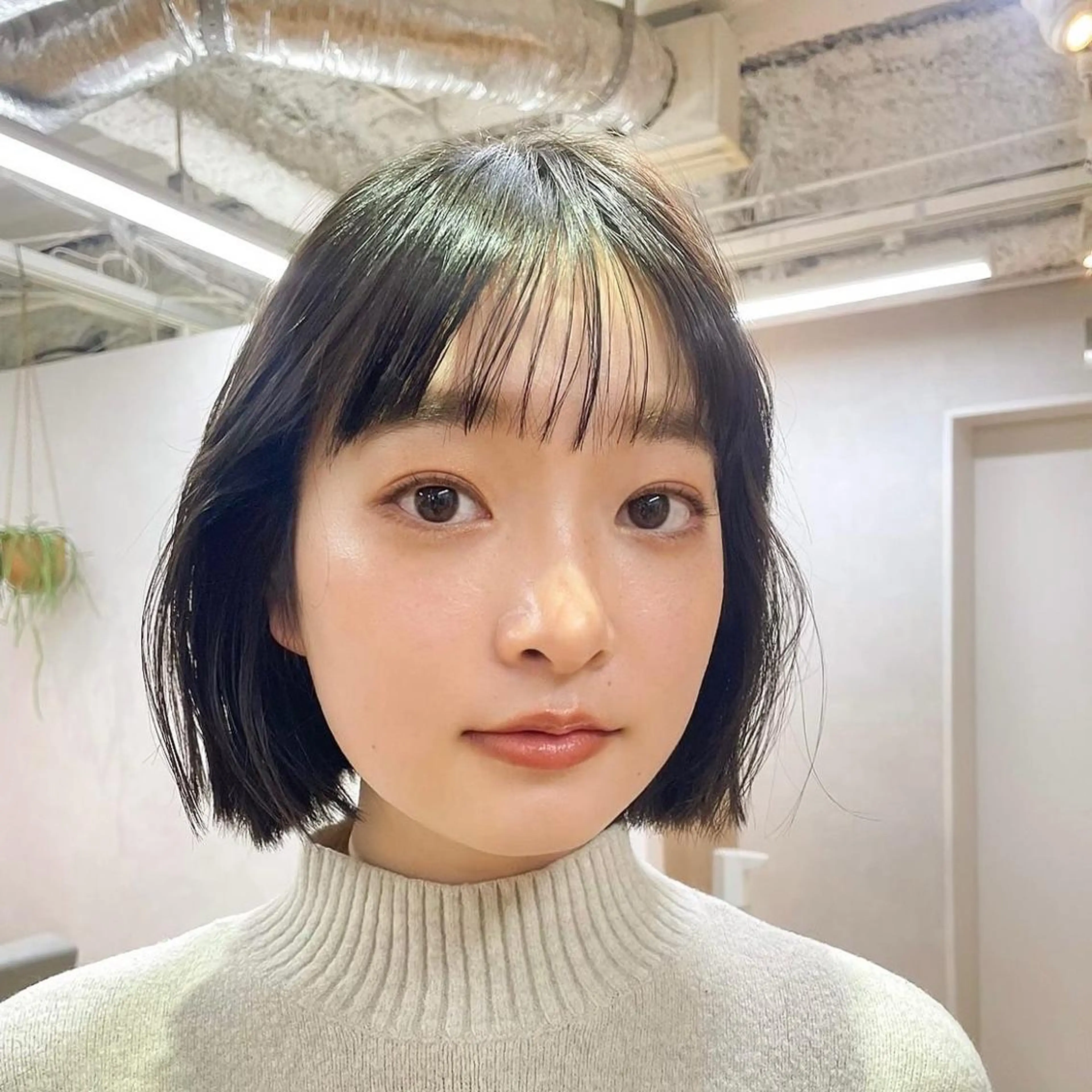 ショート カラー 内野 龍海 / レイヤーカットのヘアスタイル