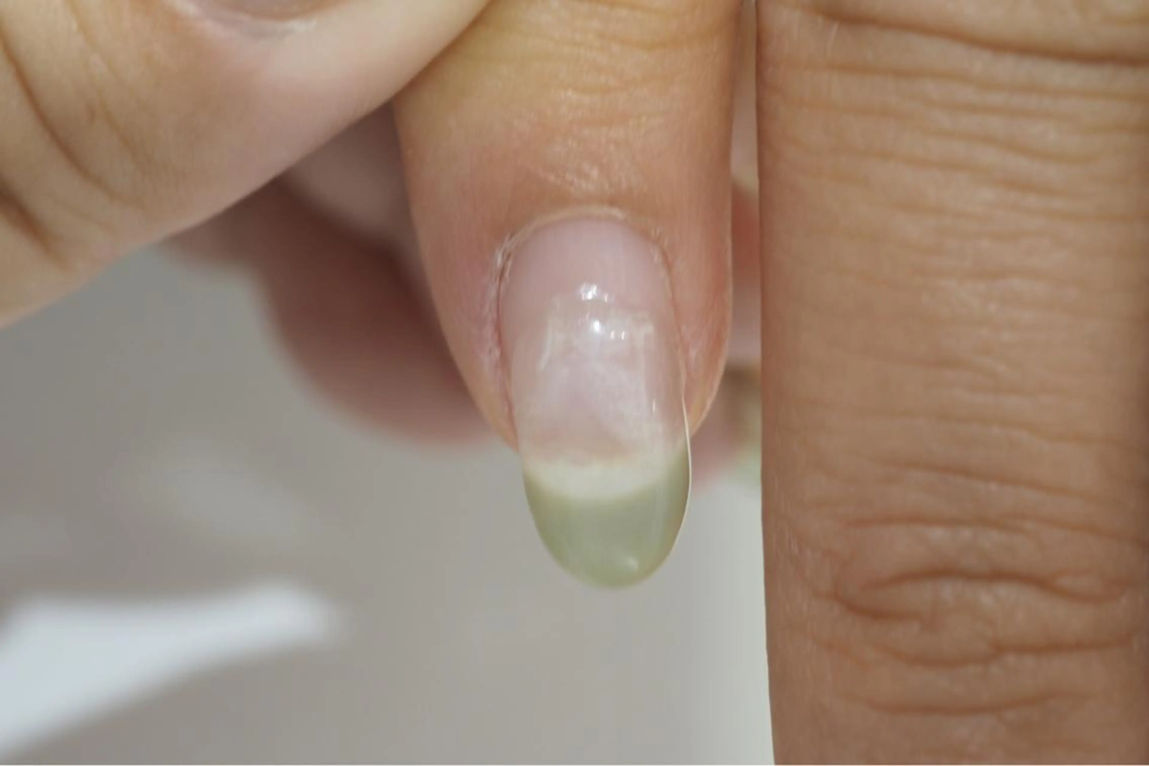 ミディアム カラー ネイル ジェルネイル グリーン ネイルアーティスト アリスのネイルデザイン