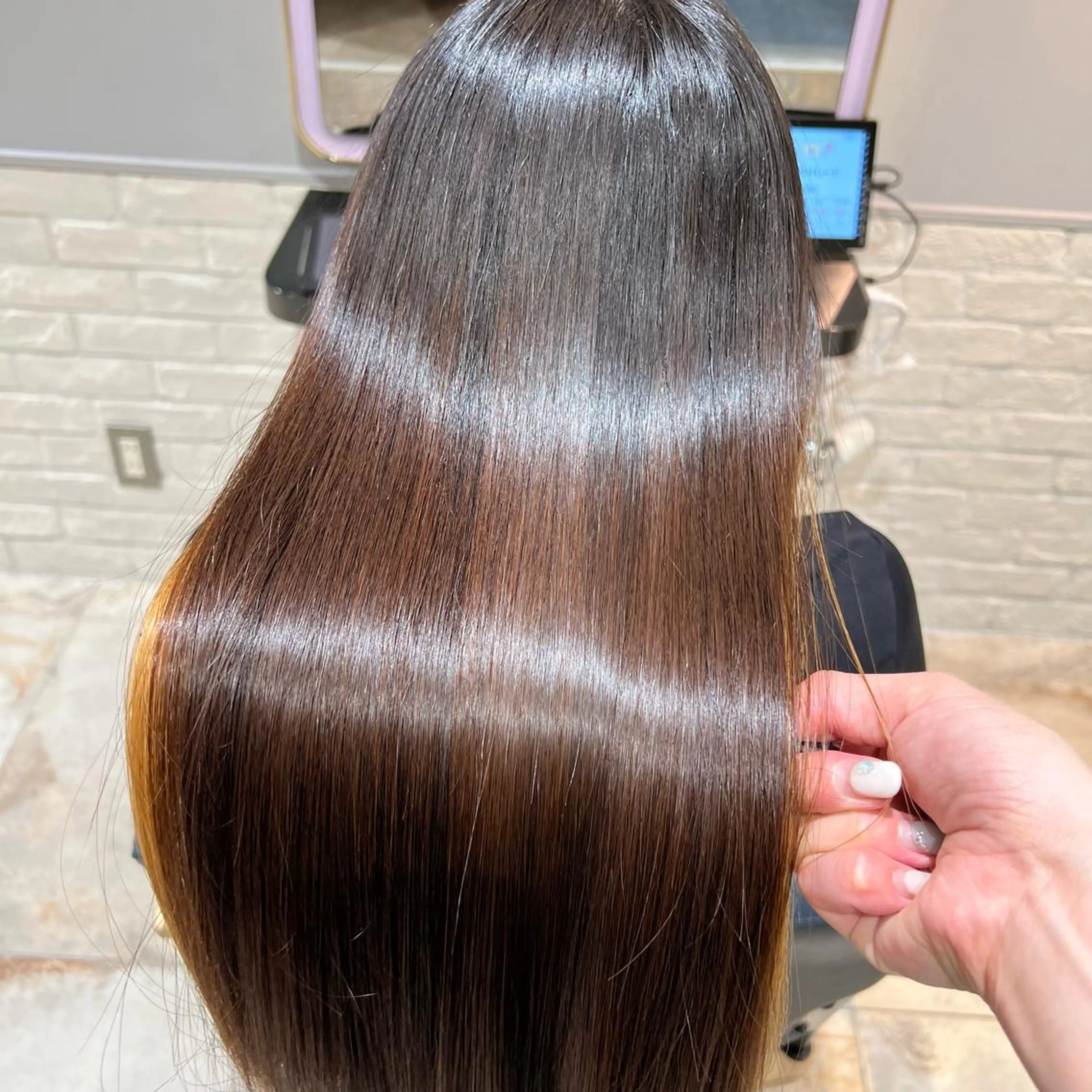 ロング 髪質改善✨石塚 真梨奈のヘアスタイル