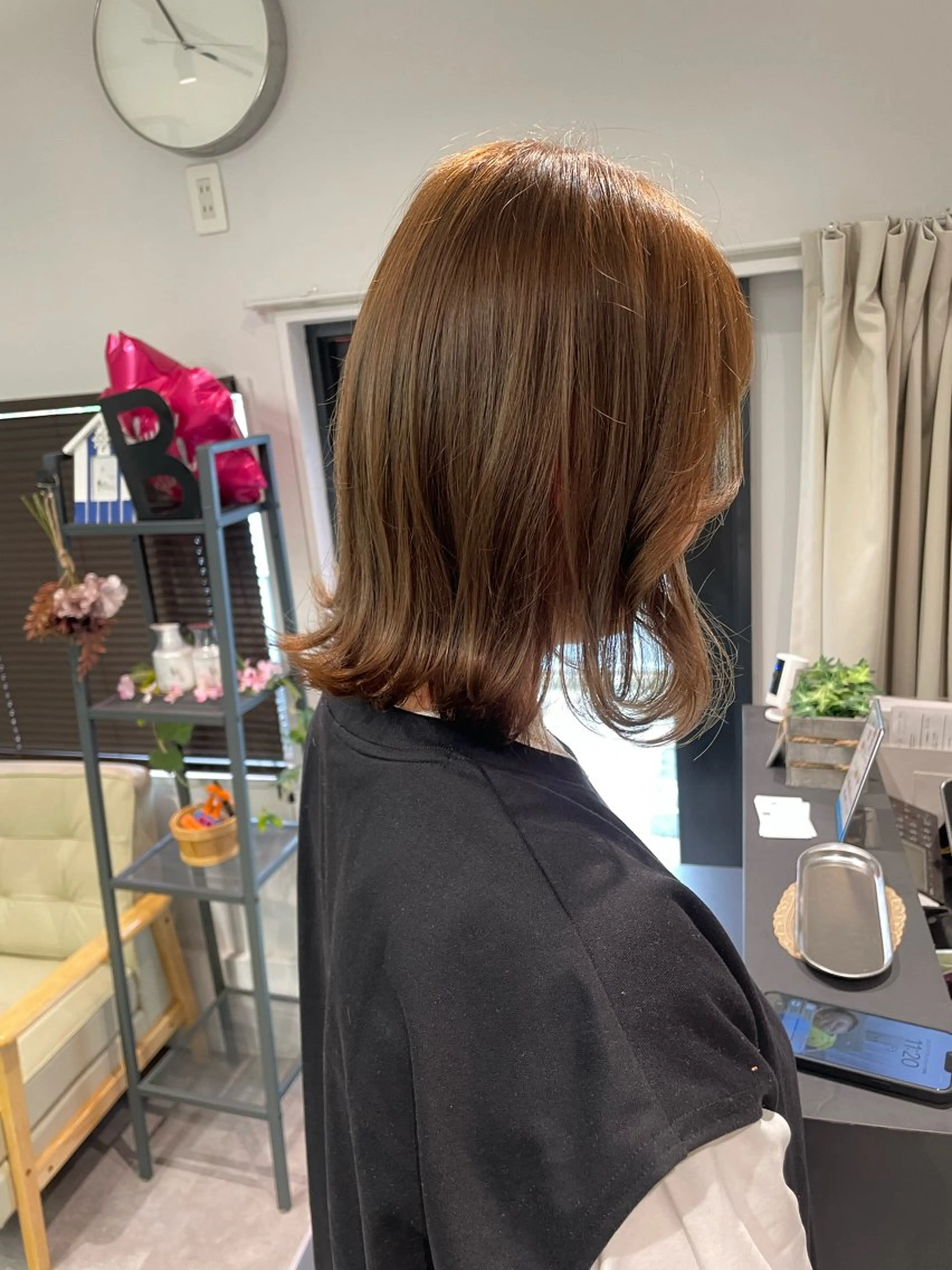 ミディアム かのん/ 庄内・三国BARONのヘアスタイル