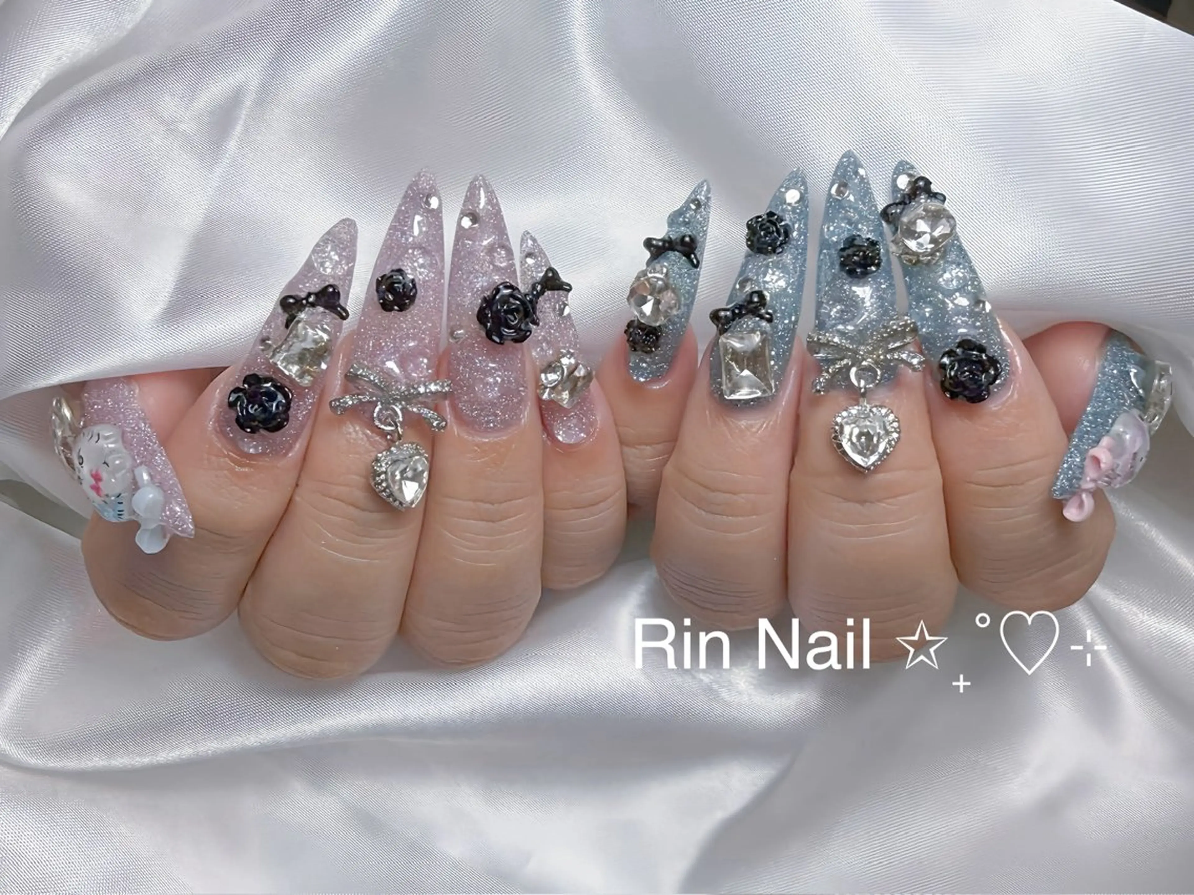 ネイル チークネイル フラッシュネイル フラワーネイル フットネイル ジェルネイル ハンドネイル Rin Nail Shinokuboのネイルデザイン