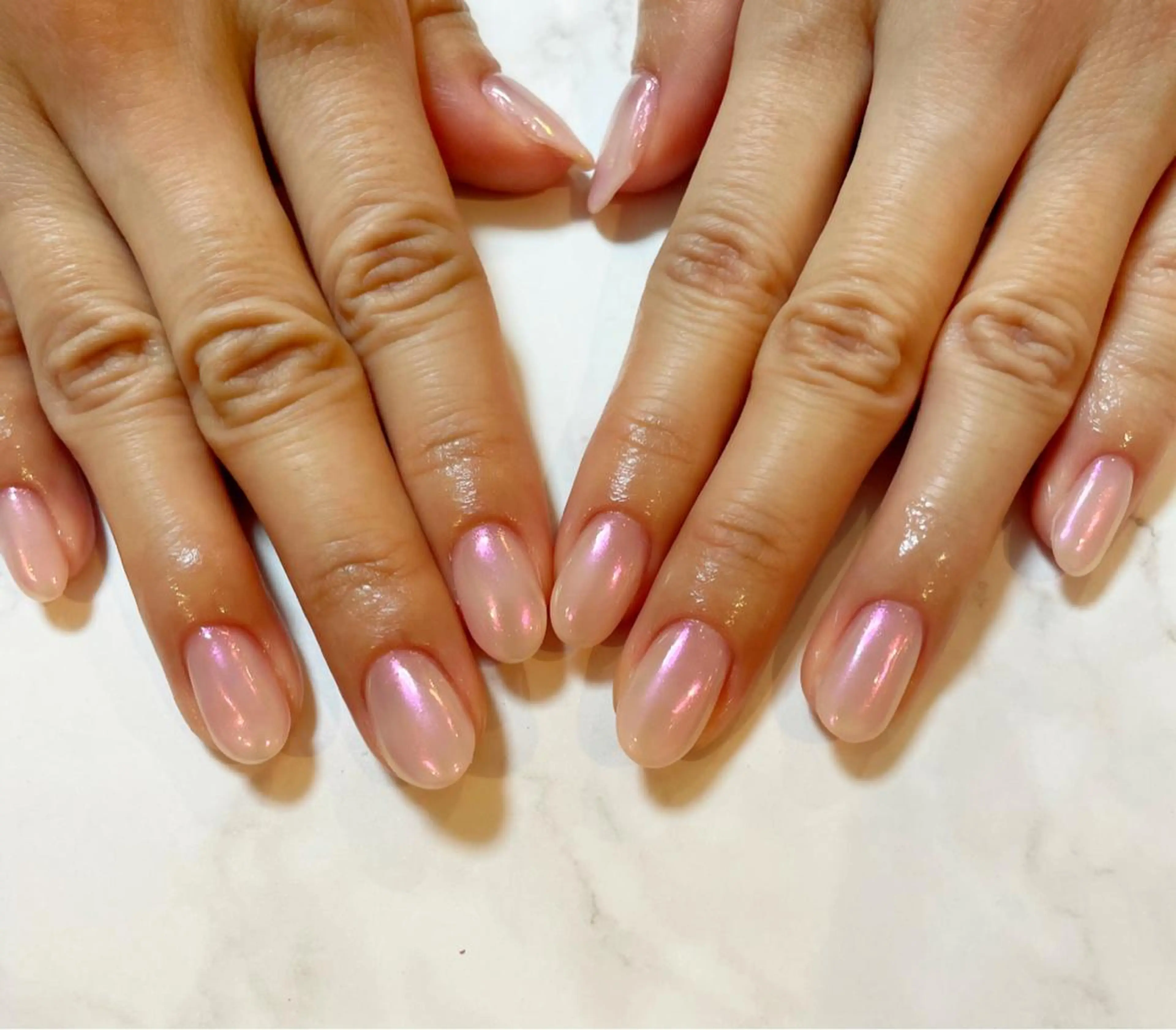 ミディアム ネイル オーロラネイル 桜ネイル ayane Re:st〔リスト〕のネイルデザイン