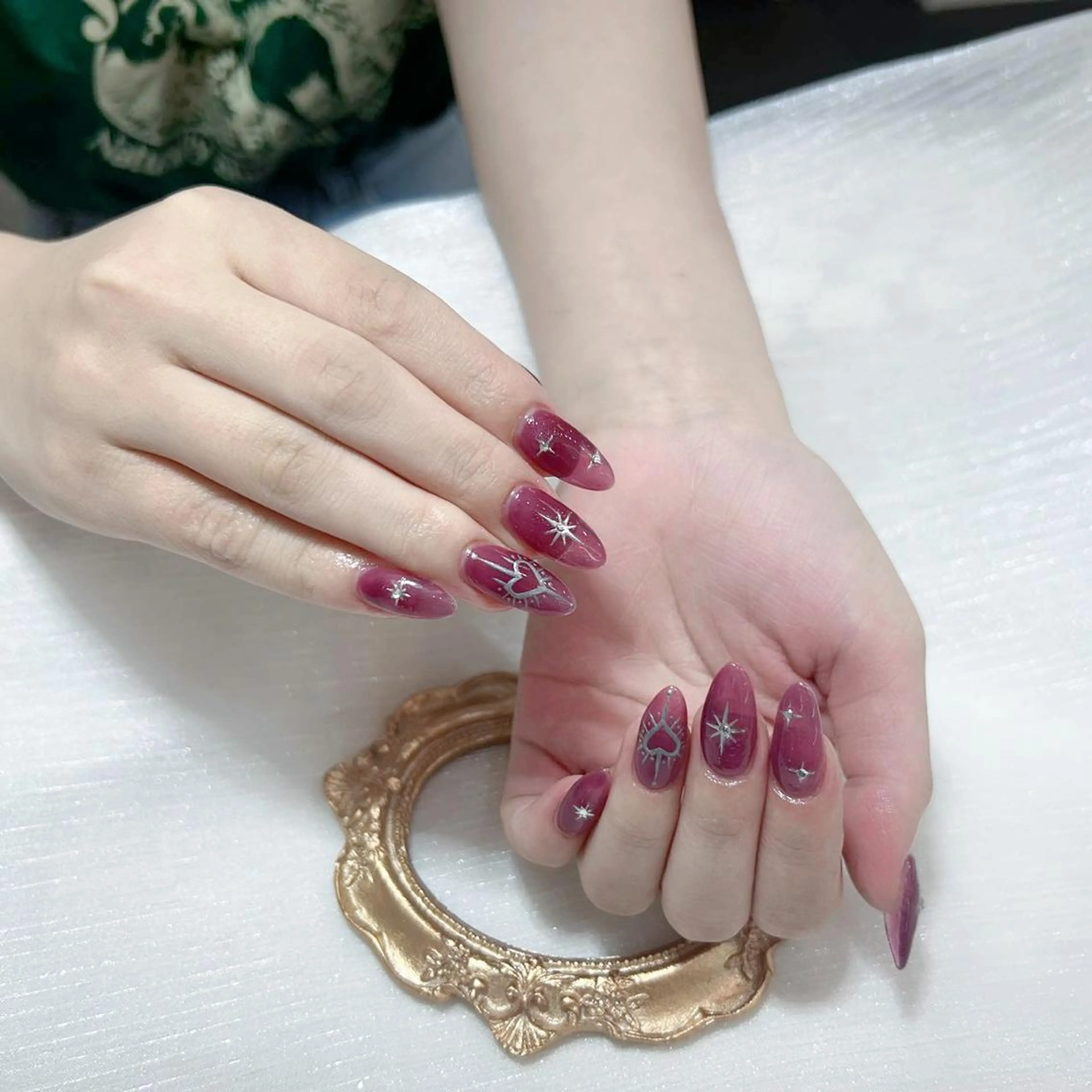 ネイル VIVIAN リサのネイルデザイン