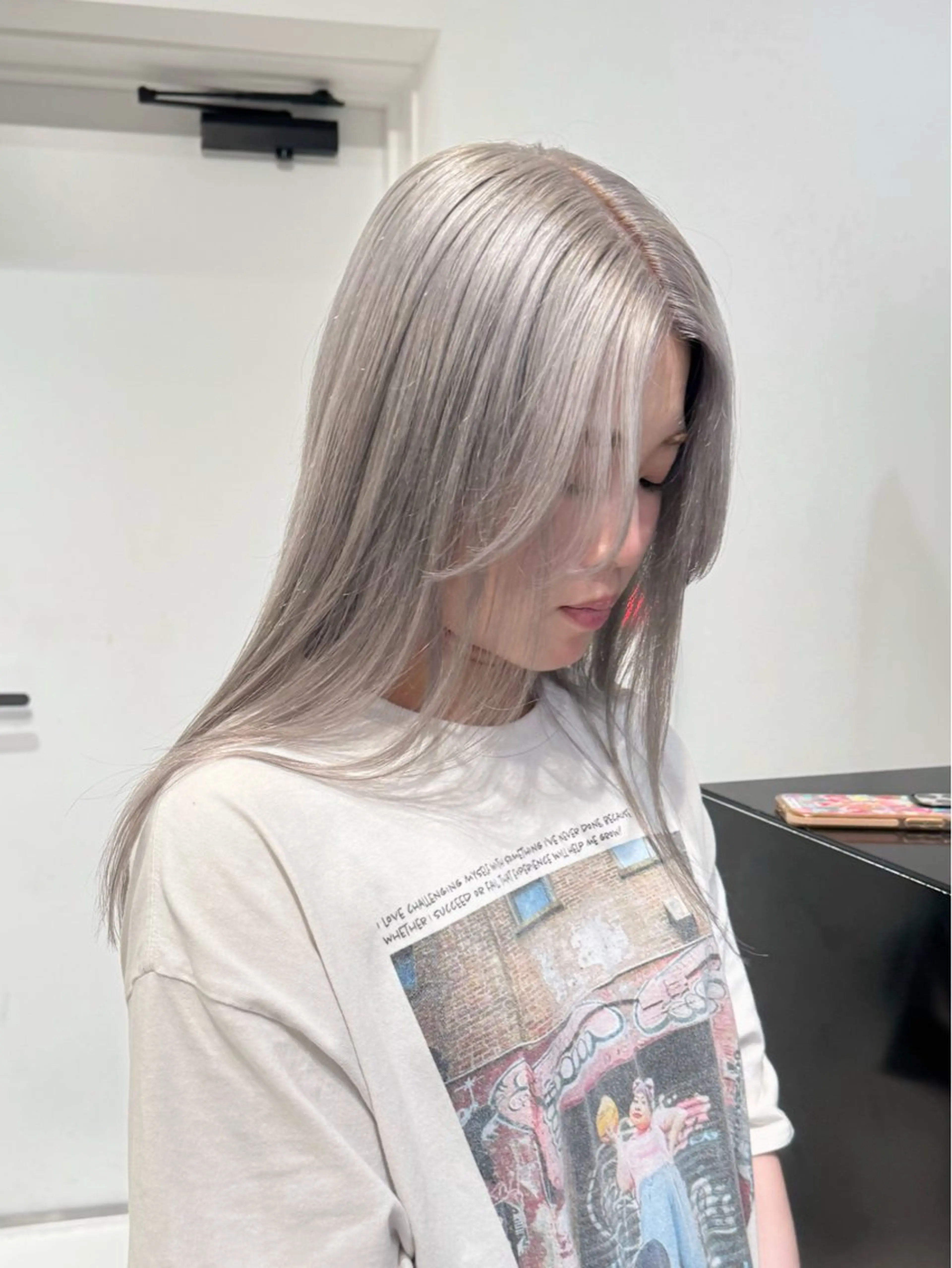 ロング カラー ヘアアレンジ ブリーチ ブロンド シルバー ホワイトブロンド ホワイトシルバー カット ヘアカラー トリートメント 艶ハイトーン/ヘア アレンジAYAKAのヘアスタイル