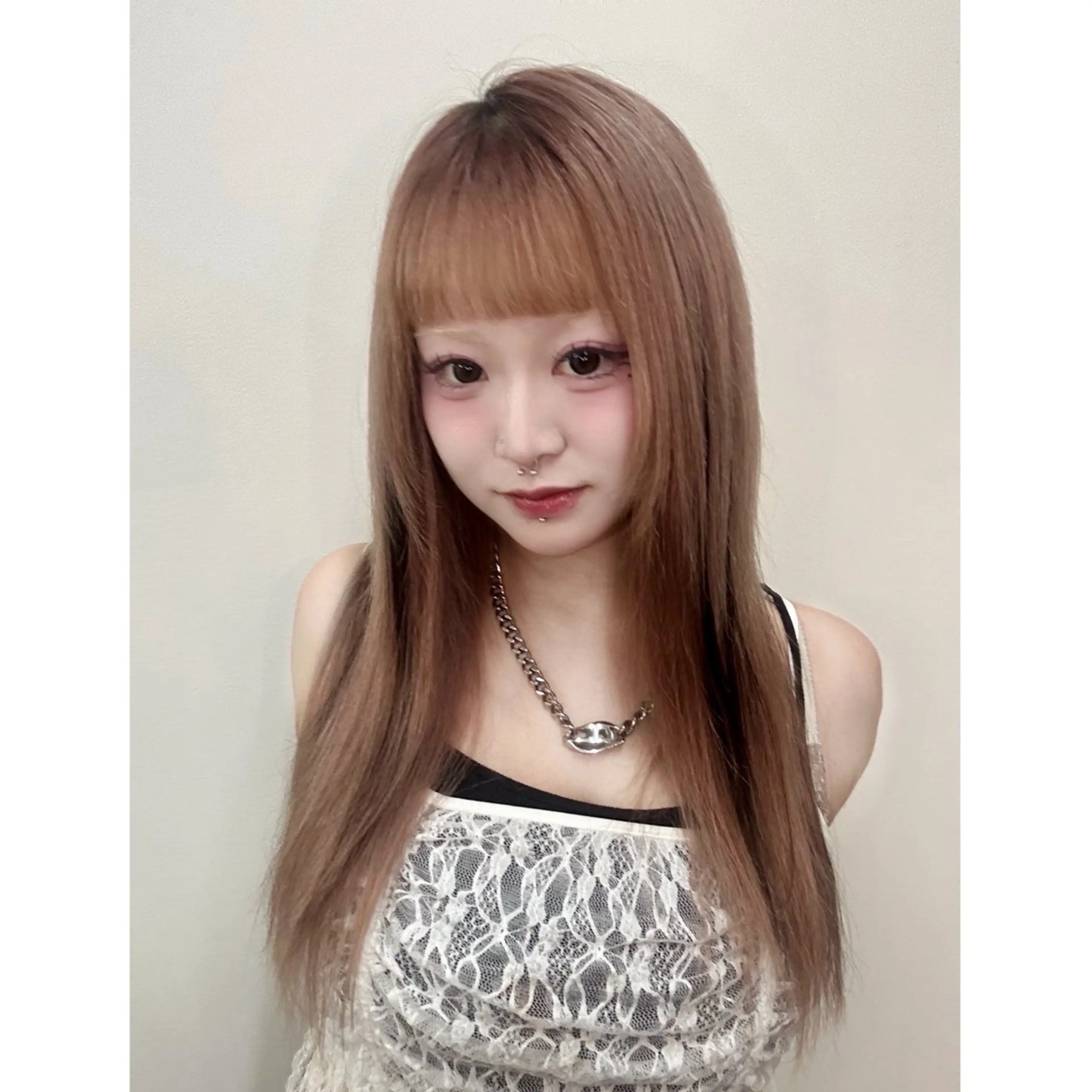 ロング カラー ベージュカラー ブラウンカラー ピンクカラー ピンクベージュ ブリーチ 💕カット 💕みゆう💕大宮のヘアスタイル