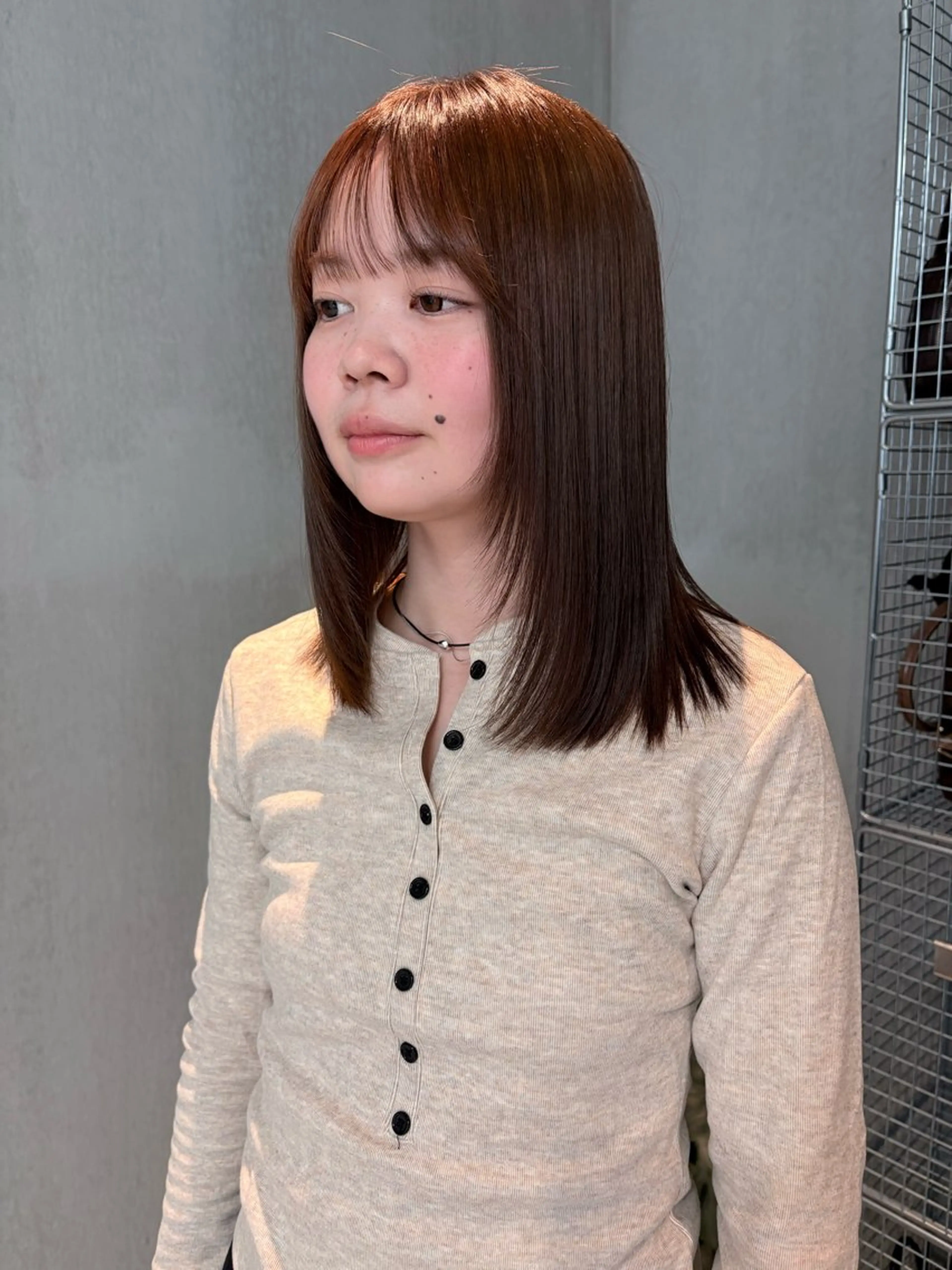 ミディアム マツイ モモノのヘアスタイル