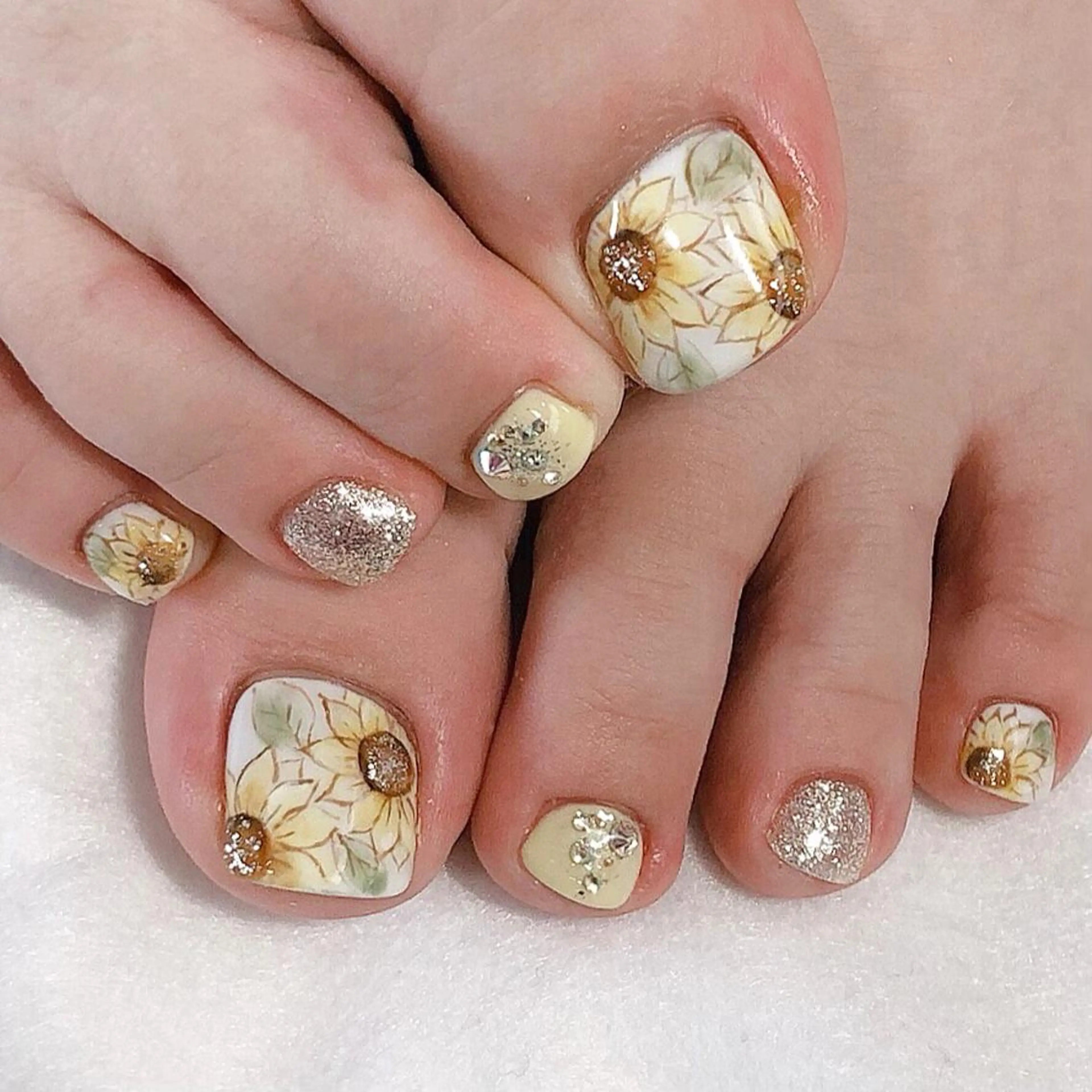 ネイル ジェルネイル 東 千夏のネイルデザイン