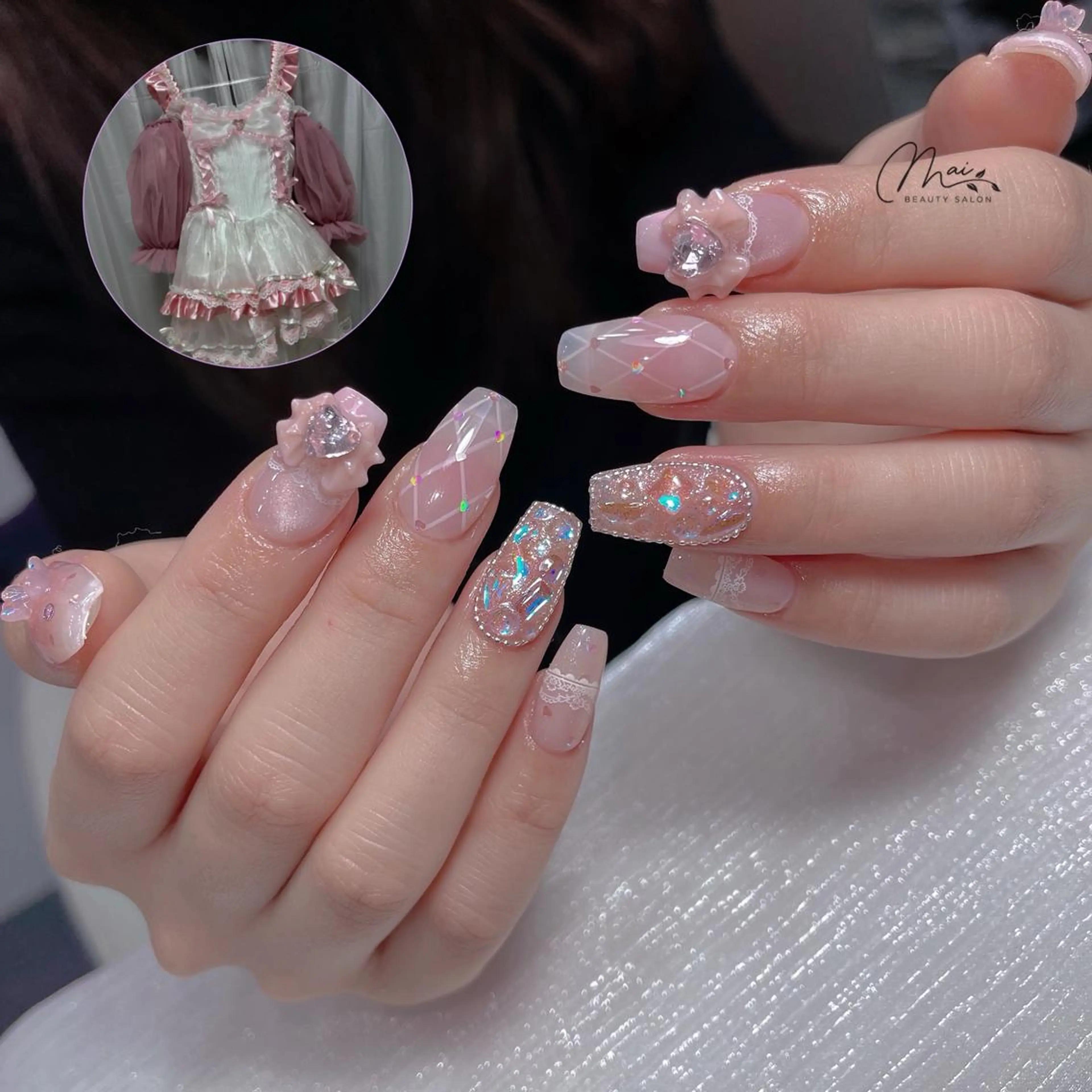 ネイル チークネイル フラッシュネイル フットネイル ジェルネイル マグネットネイル ハンドネイル フットネイル MaiBeauty To  Toのネイルデザイン