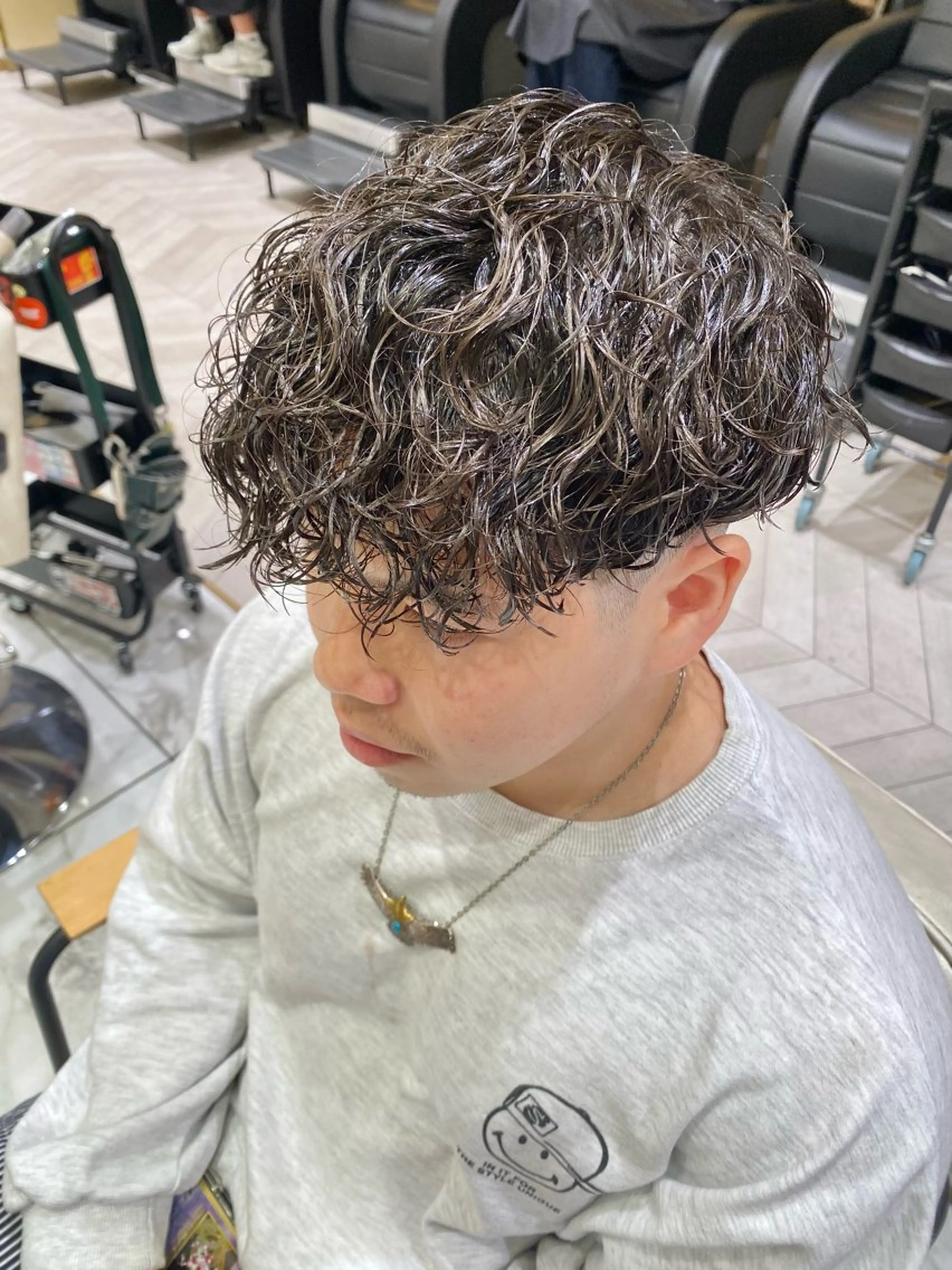 パーマ メンズ 酸スト/フェザー パーマ/三谷海斗のヘアスタイル