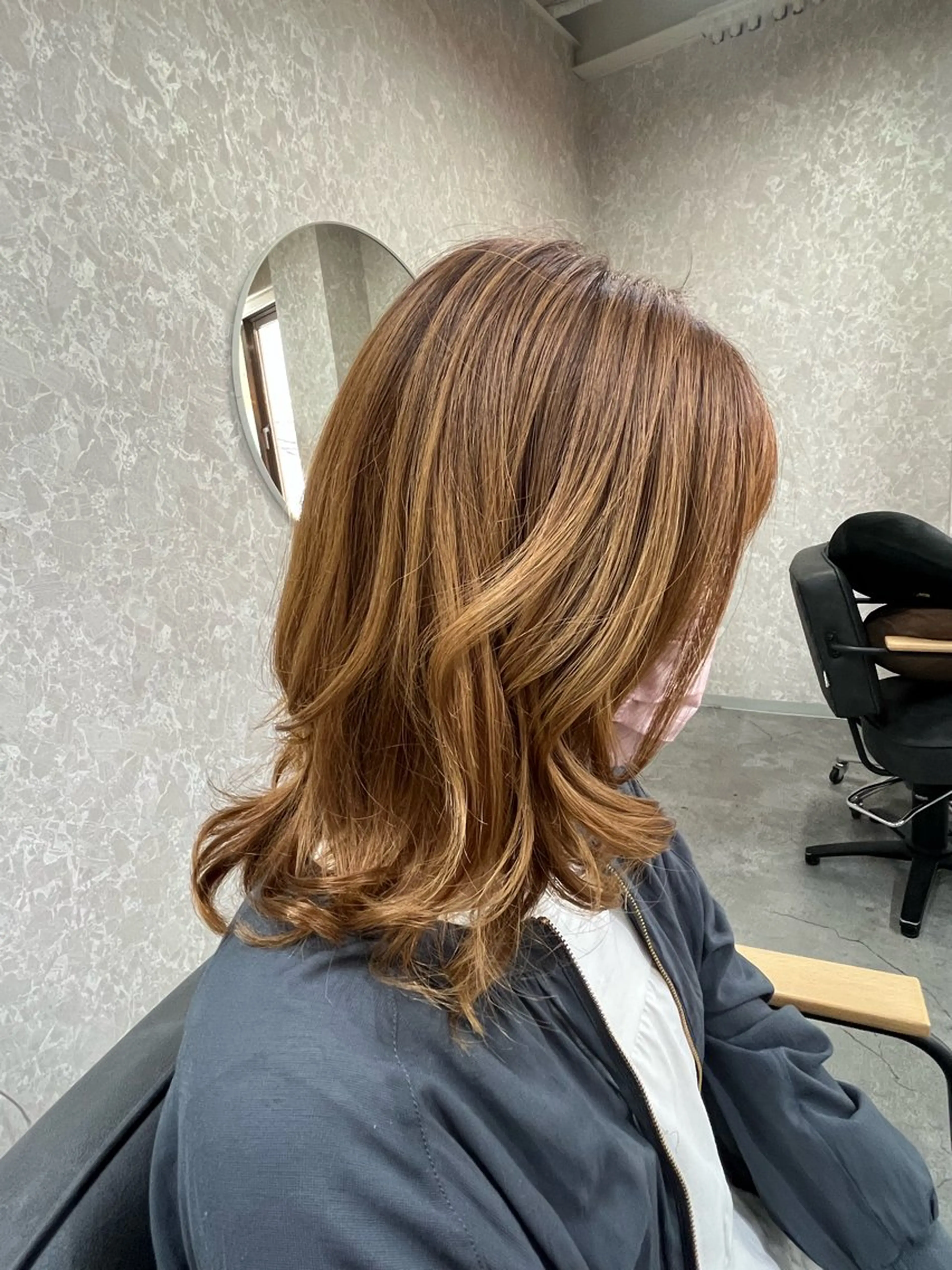 ミディアム 池田 真衣のヘアスタイル