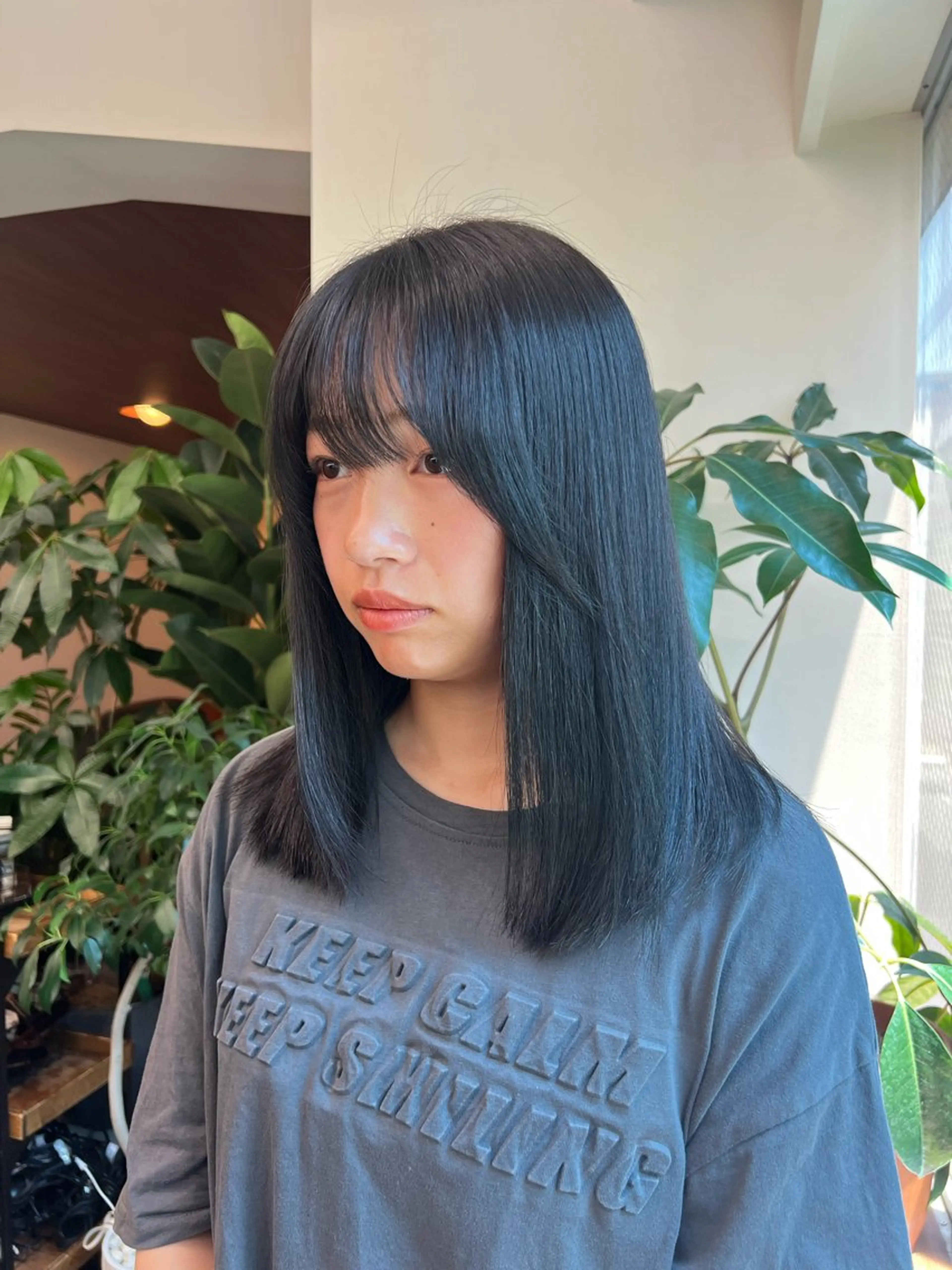 ミディアム カラー 透明感カラー ヘアカラー ミディアムレイヤー/ 艶カラー🎀 emiのヘアスタイル