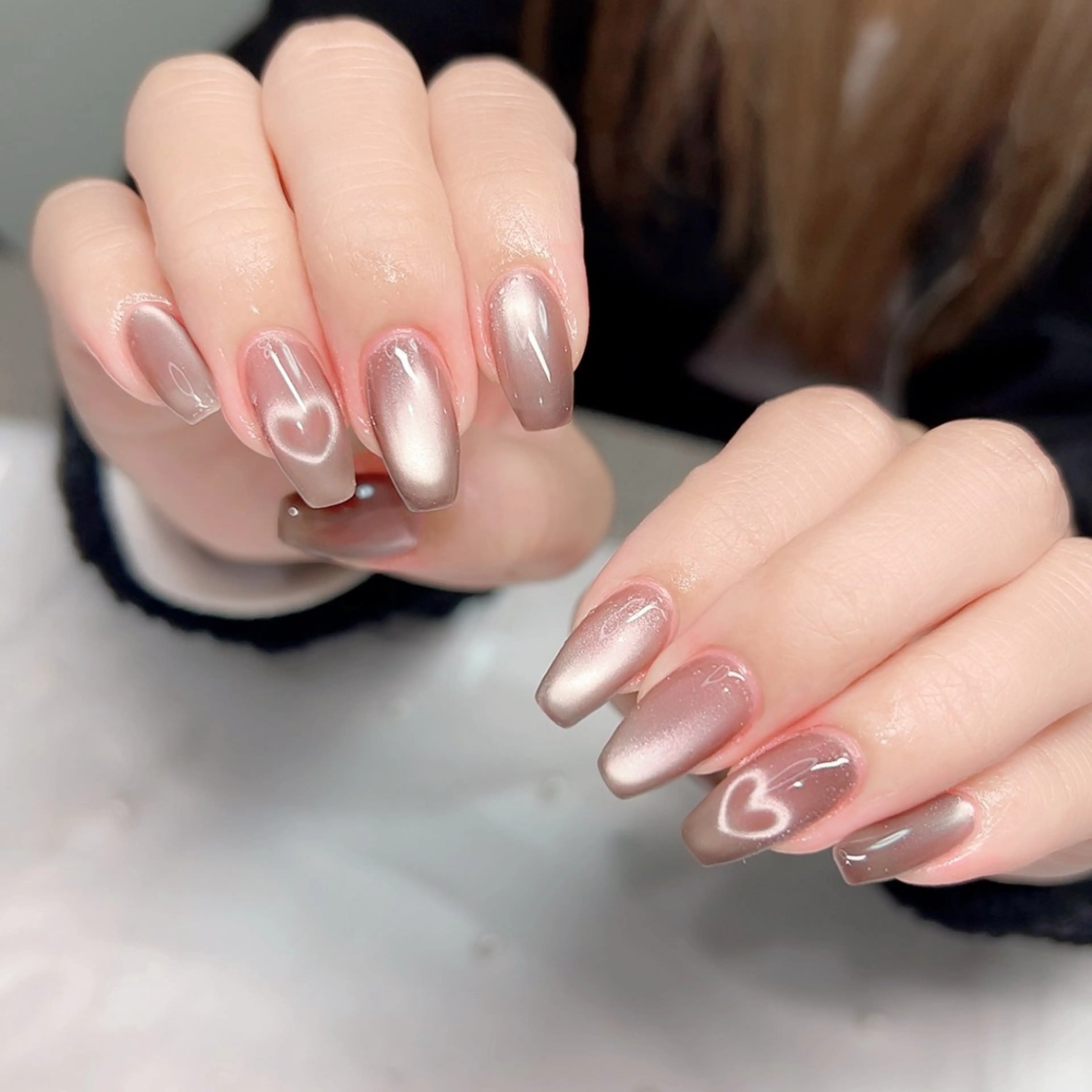 ネイル オーロラネイル ミラーネイル オフィスネイル ワンカラーネイル シンプルネイル ハンドネイル Cute Tips nailのネイルデザイン