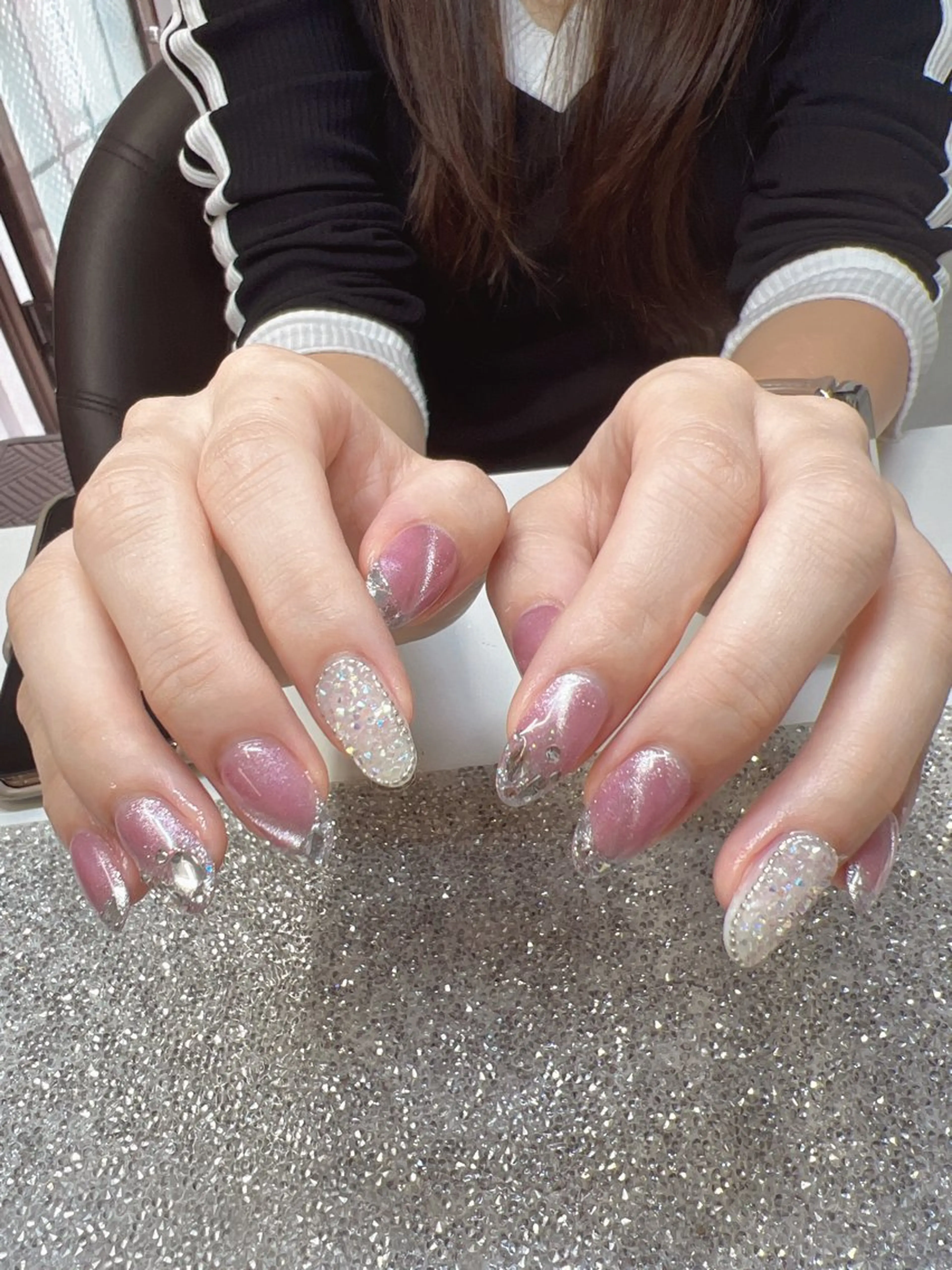 ネイル ガレンドウ 白澤 愛子のネイルデザイン