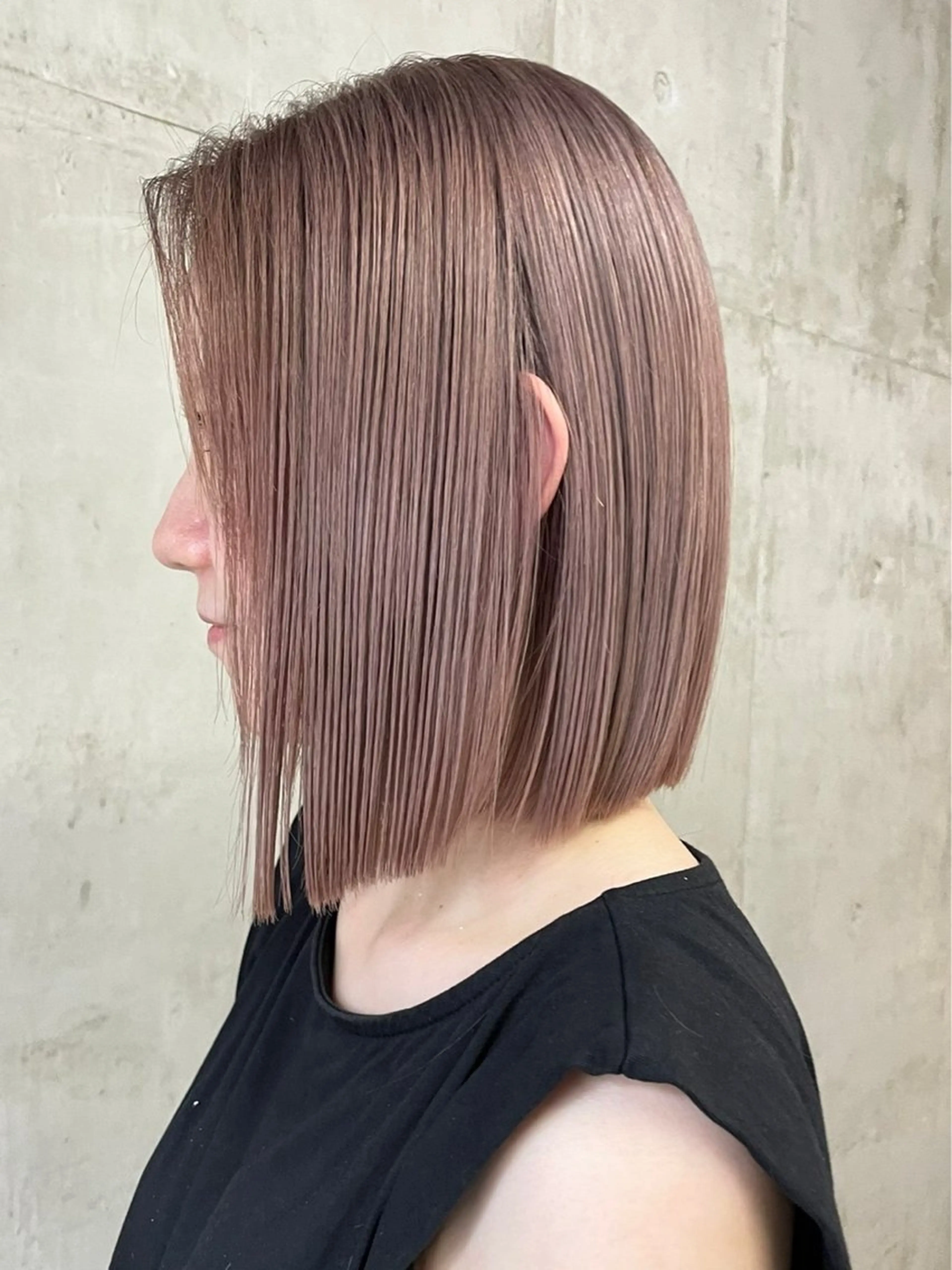 ショート カラー 前下がりボブ ベージュカラー ピンクカラー ピンクベージュ ボブ カットモデル募集中 ／HARUKA🎀のヘアスタイル