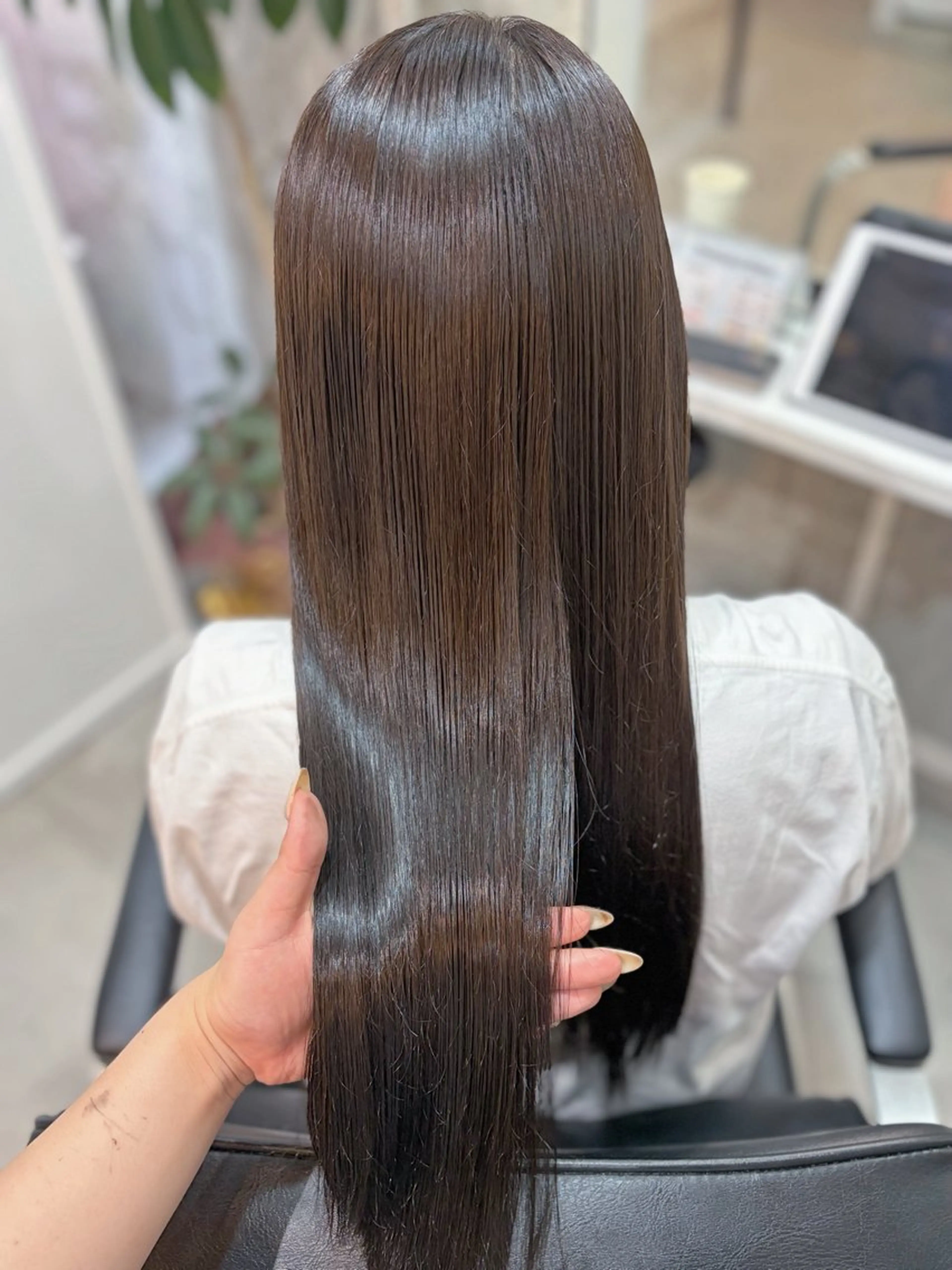 ロング カラー 髪質改善 ロング カット ヘアカラー 縮毛矯正 池田 華怜のヘアスタイル