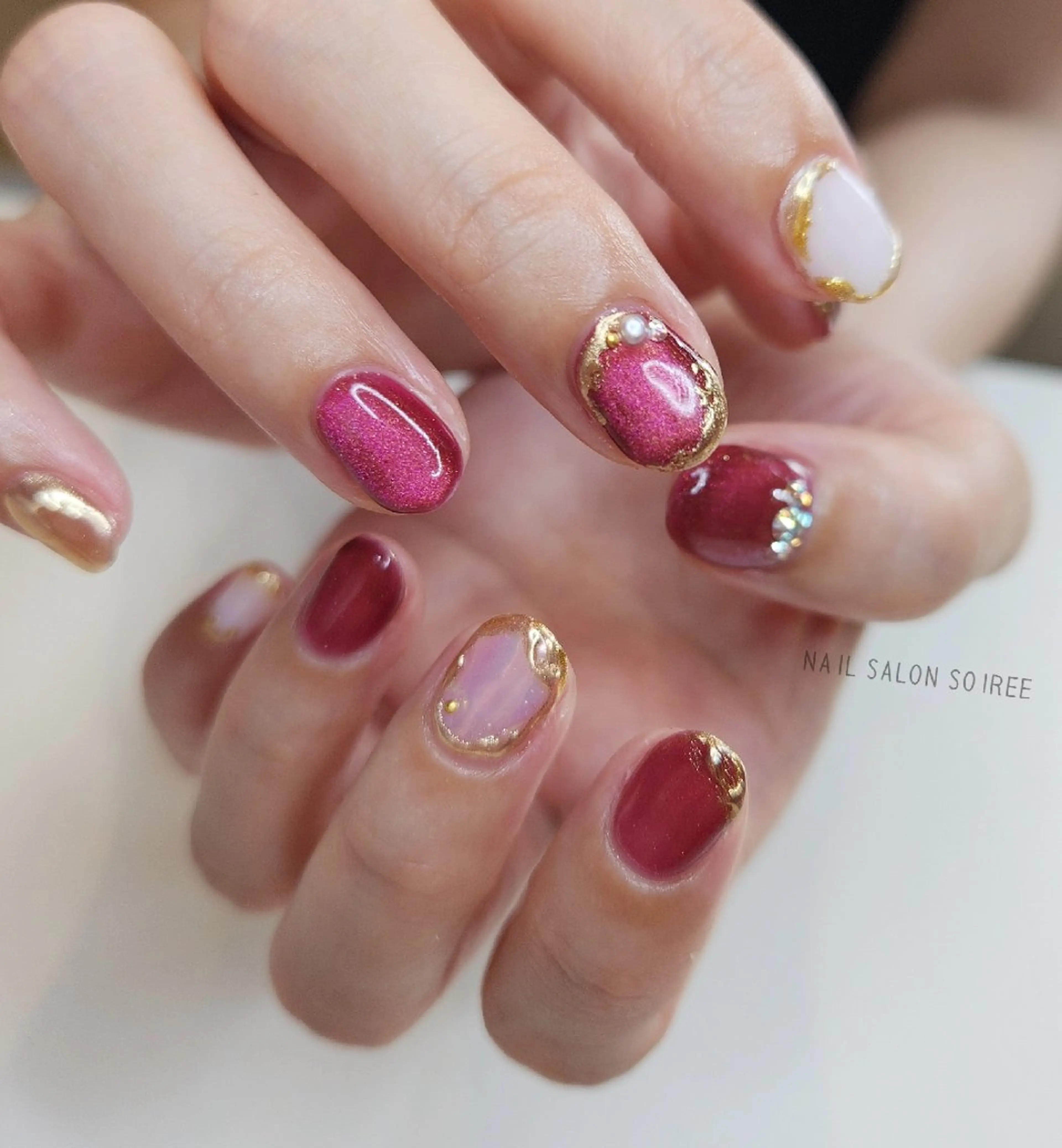 ネイル マグネットネイル ピンク nail salon Soireeのネイルデザイン