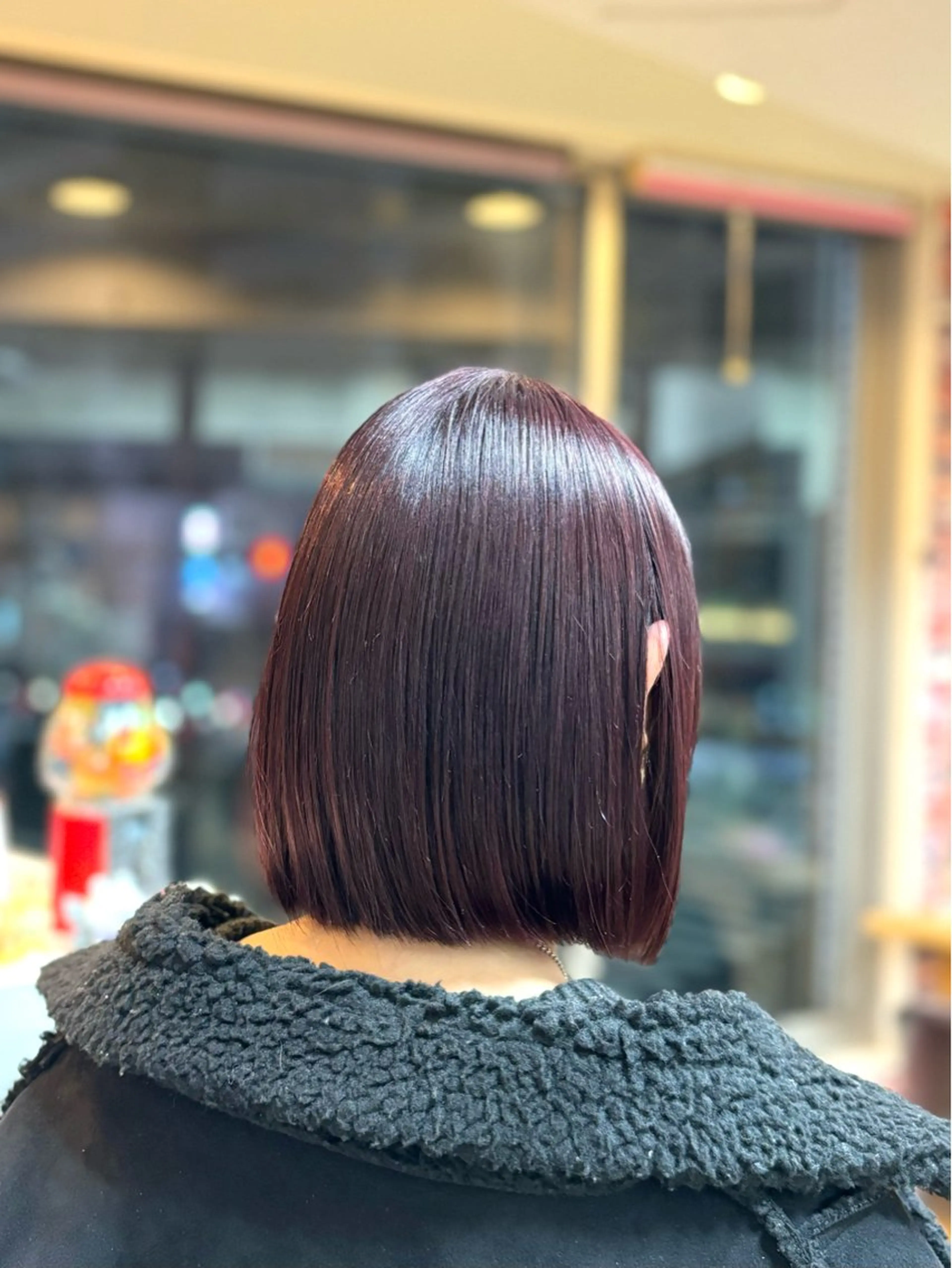 ショート カラー もえ こーんのヘアスタイル