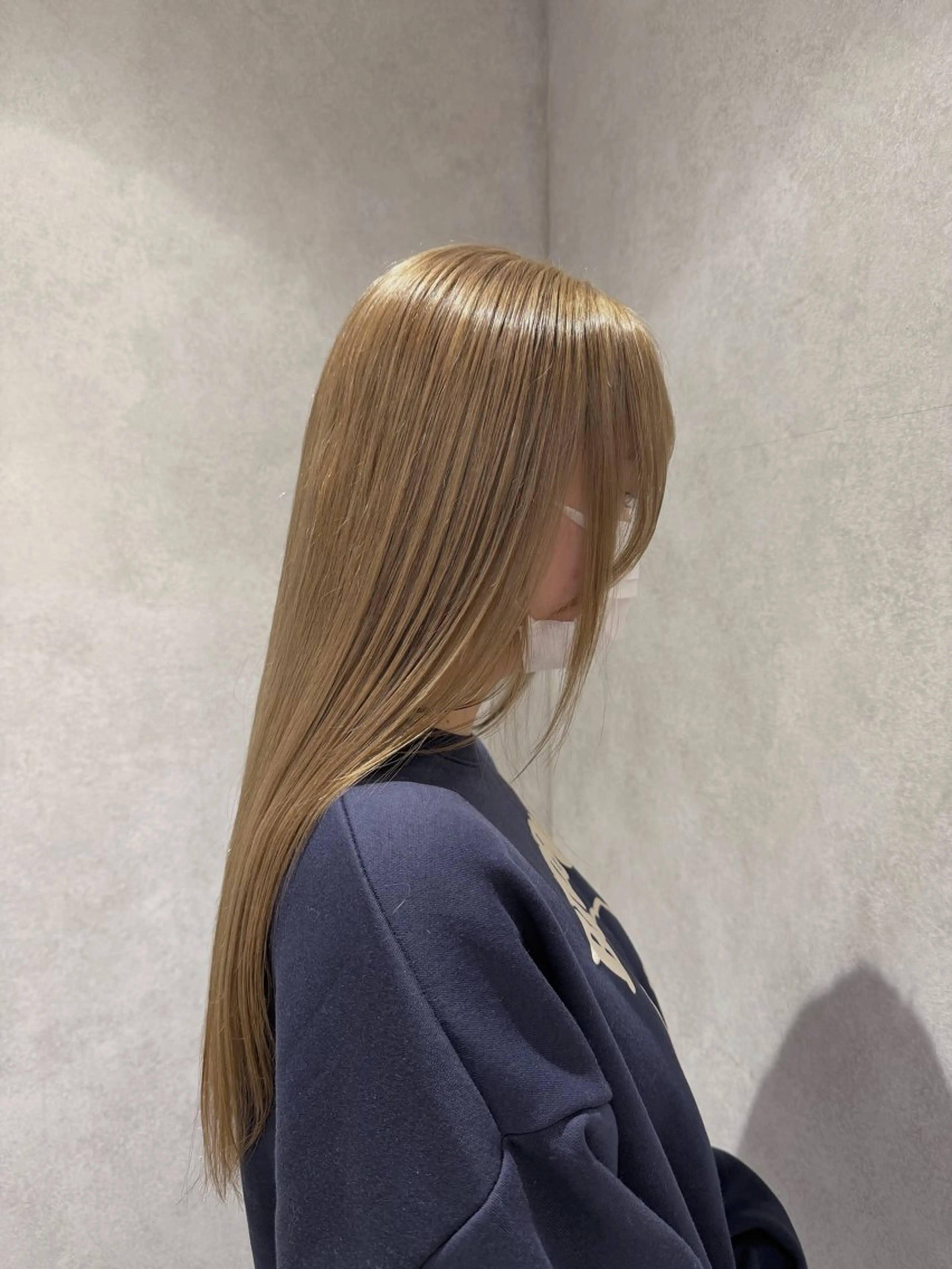 カット＋ダブルカラー（ブリーチ＋カラー）の写真