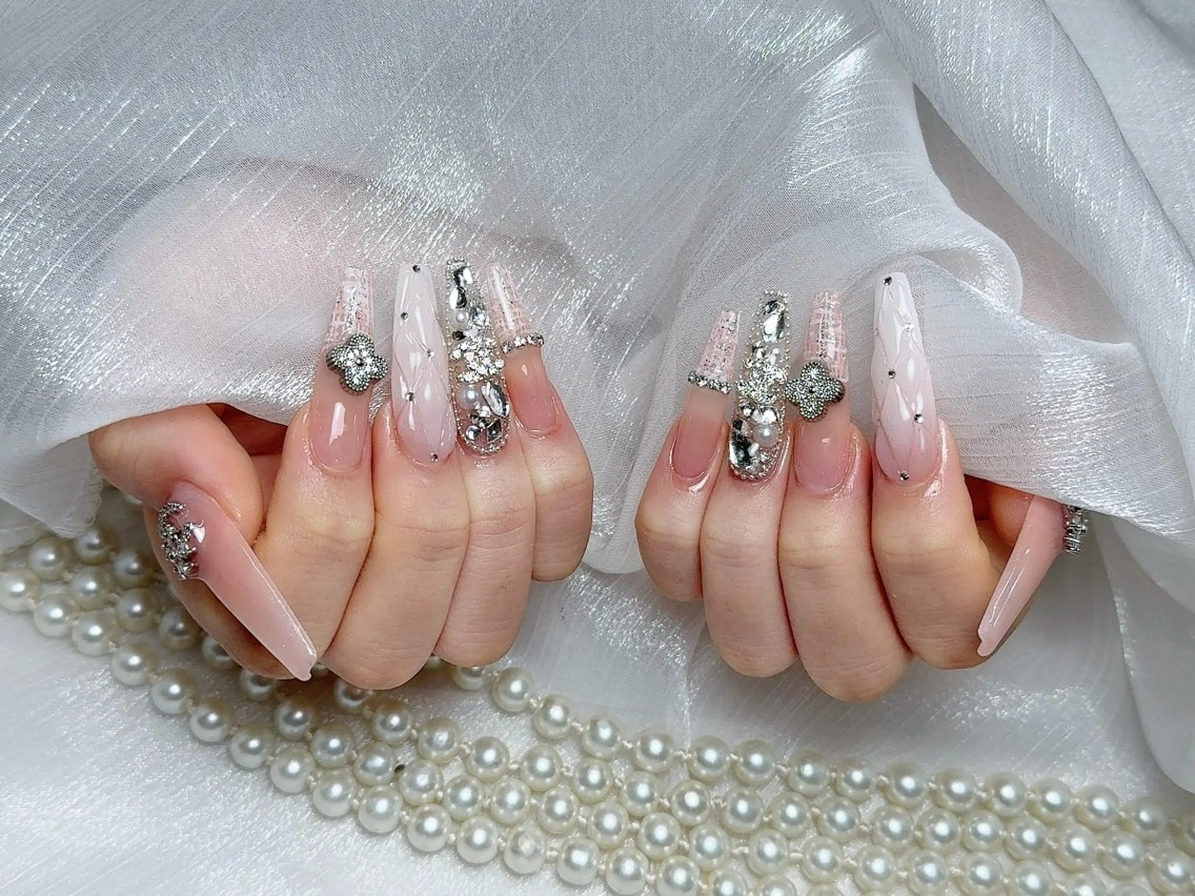 ネイル ENsalon akiのネイルデザイン