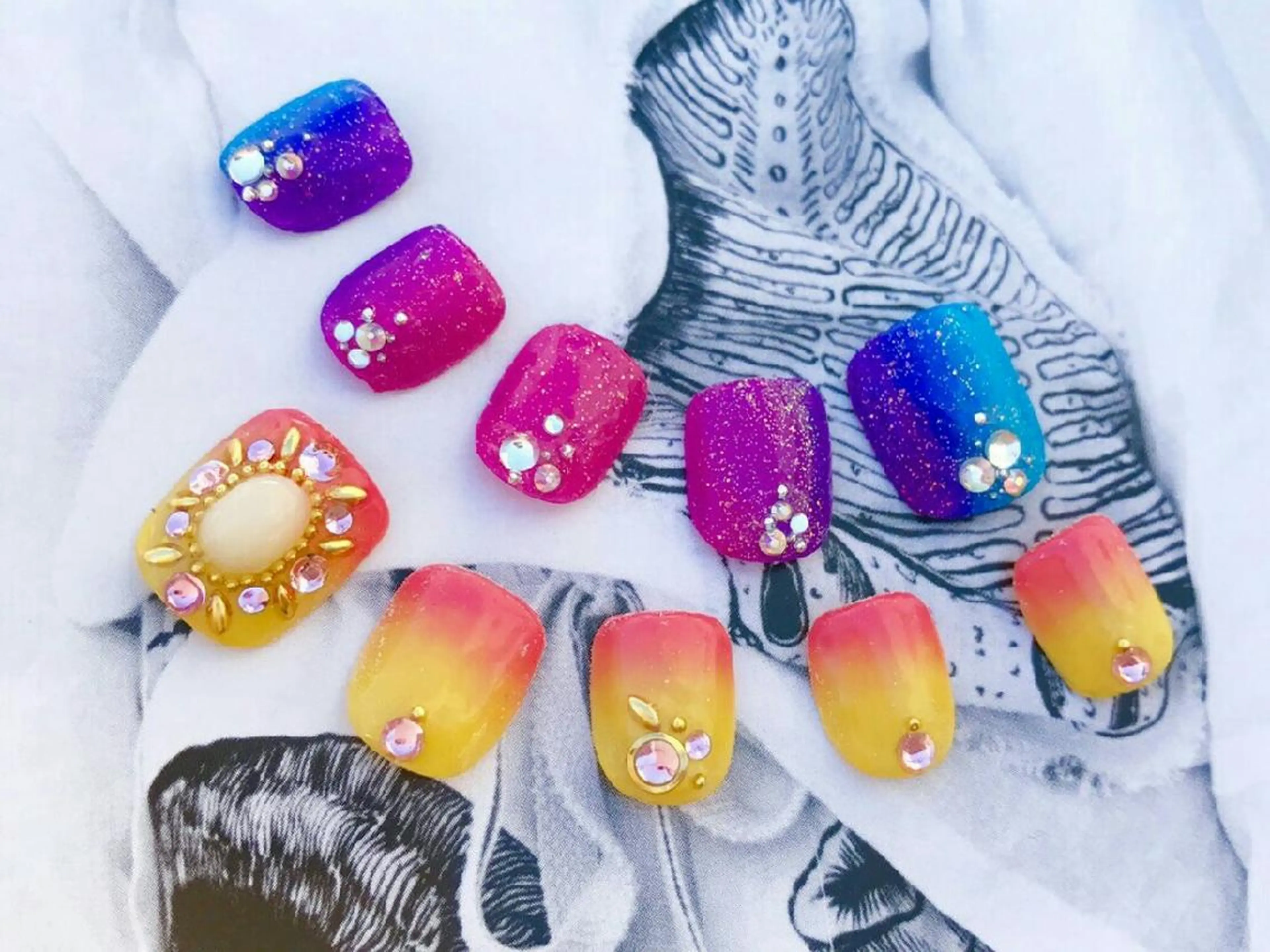 ネイル フットネイル NARUMI HYODOのネイルデザイン